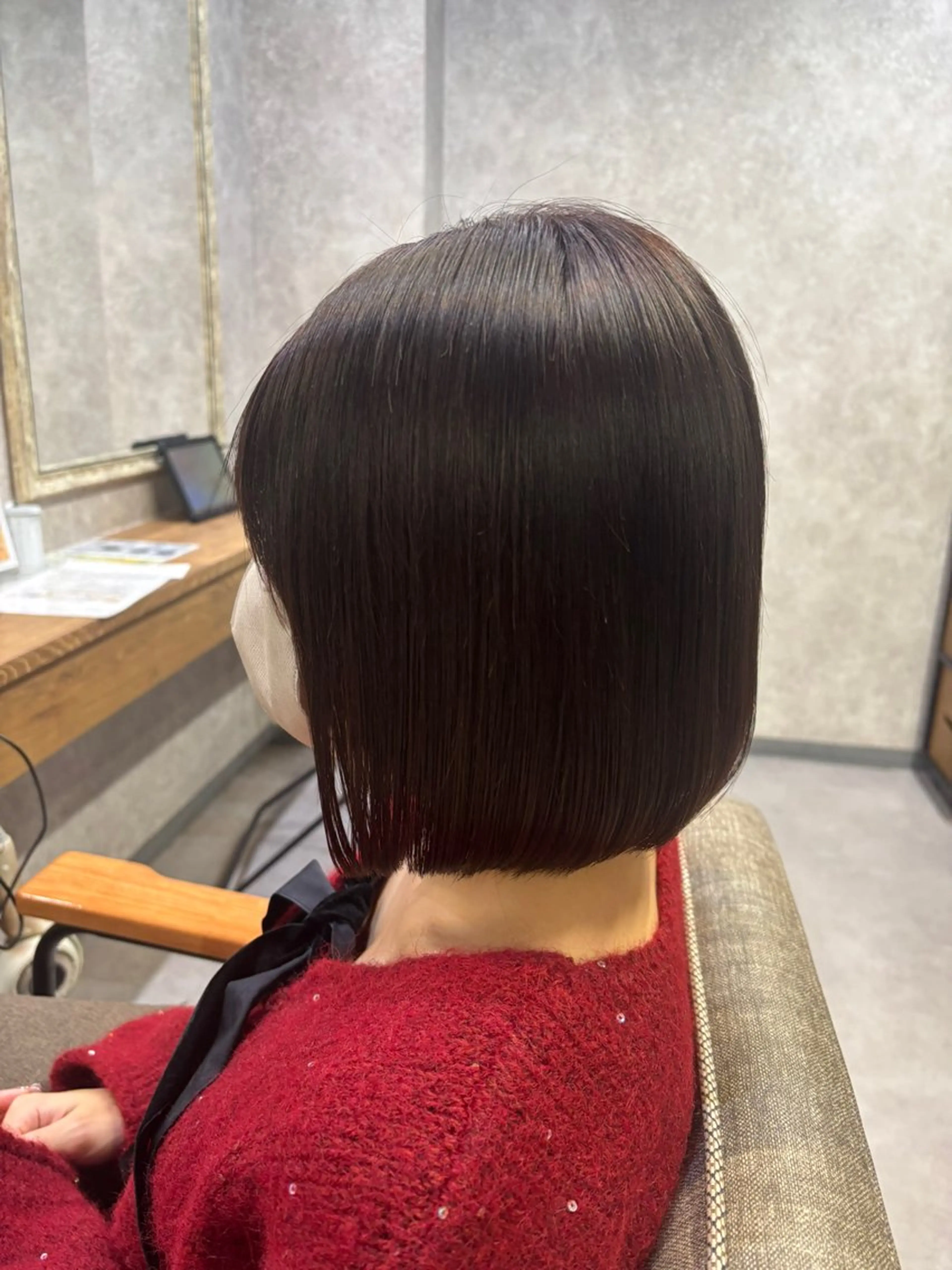 カット＋低ダメージナチュラルストレート＋トリートメント＋ストレート薬剤除去【ケアプロ（トリートメントの促進機）】の写真