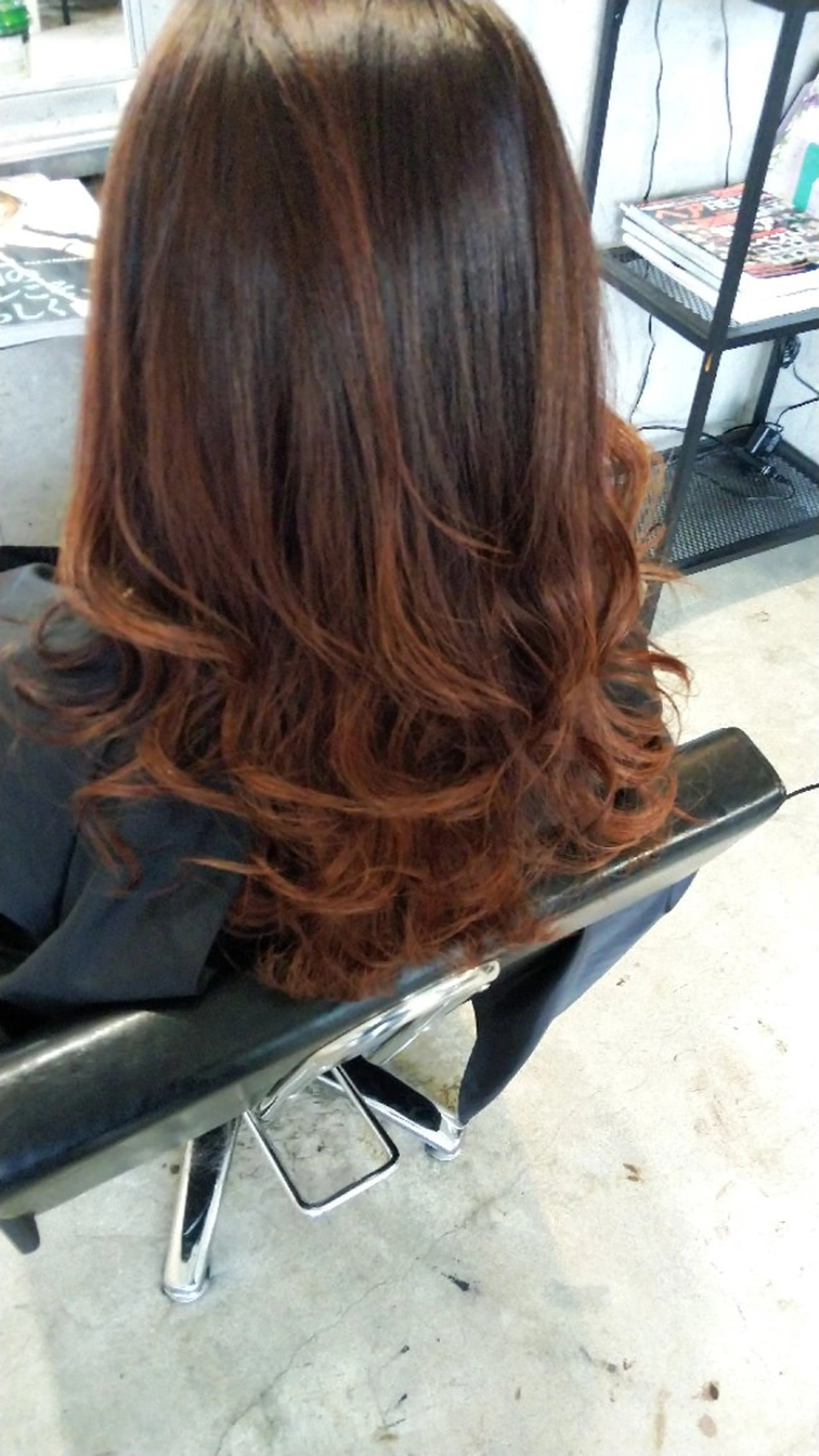 ロング レイヤーカット カット ヘアカラー トリートメント 【艶髪　縮毛矯正】 松原　勇気のヘアスタイル