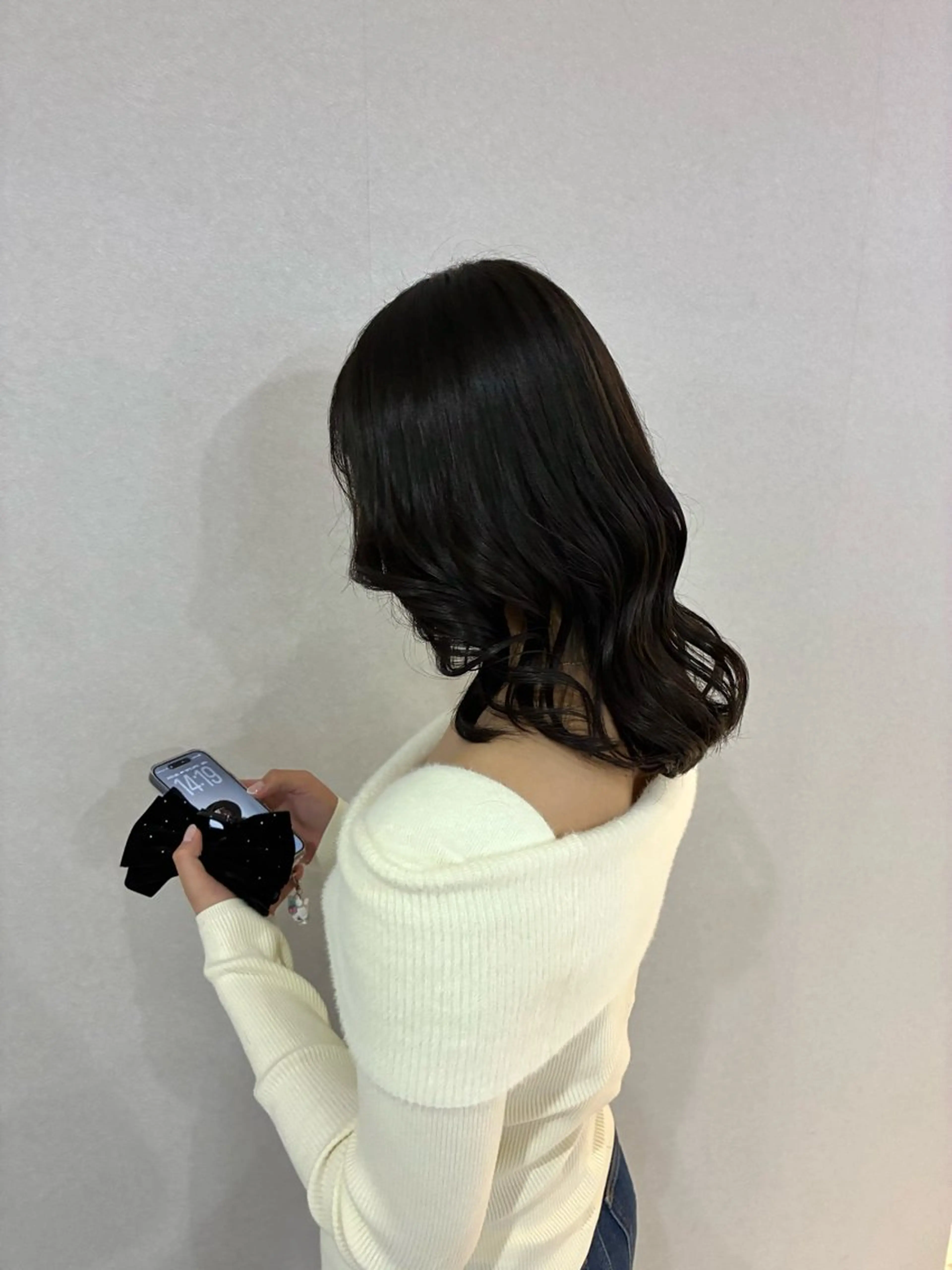 ミディアム カラー 透明感カラー グレージュ ハナダ メイのヘアスタイル