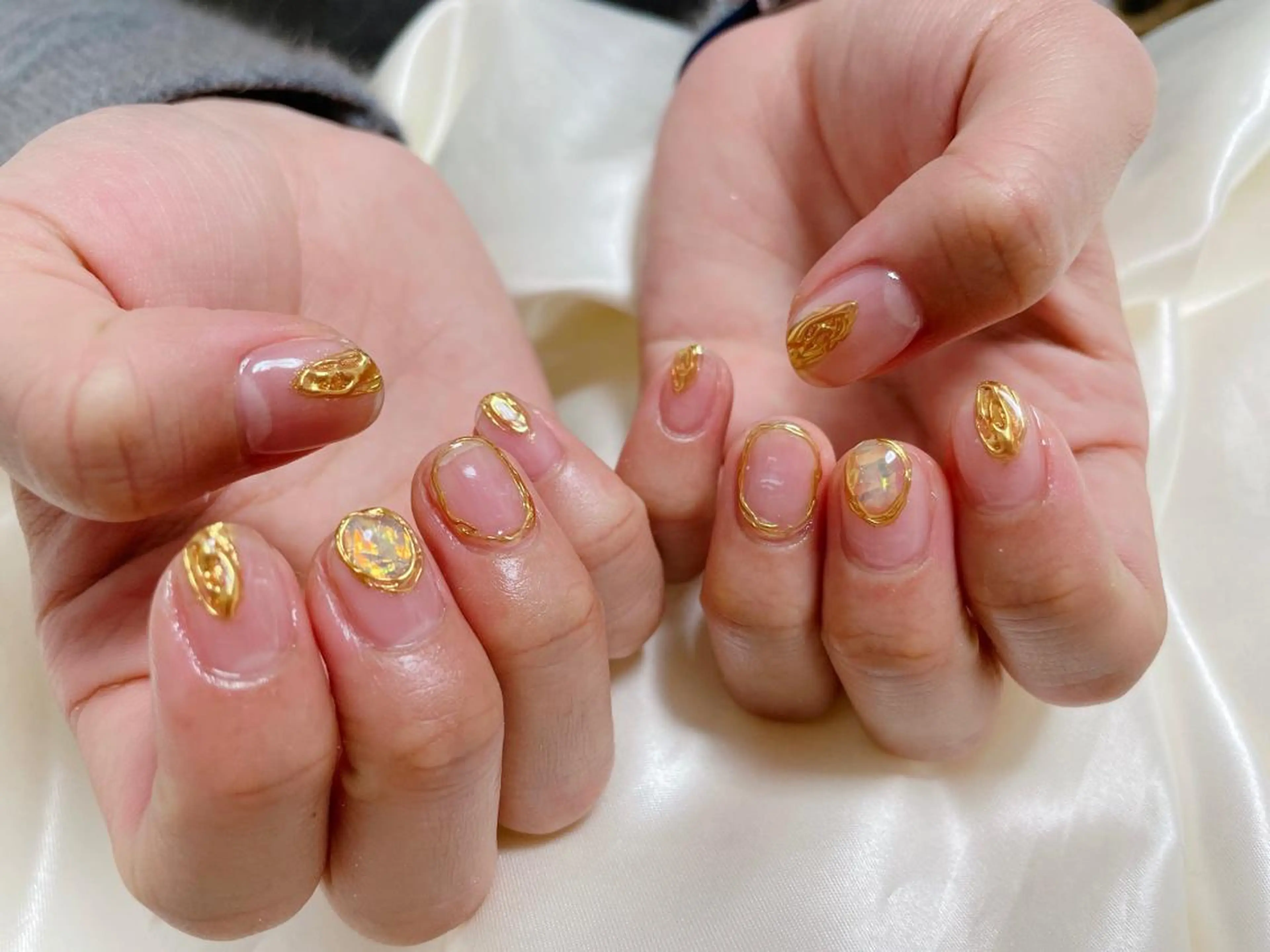 ネイル mogunail &blowのネイルデザイン