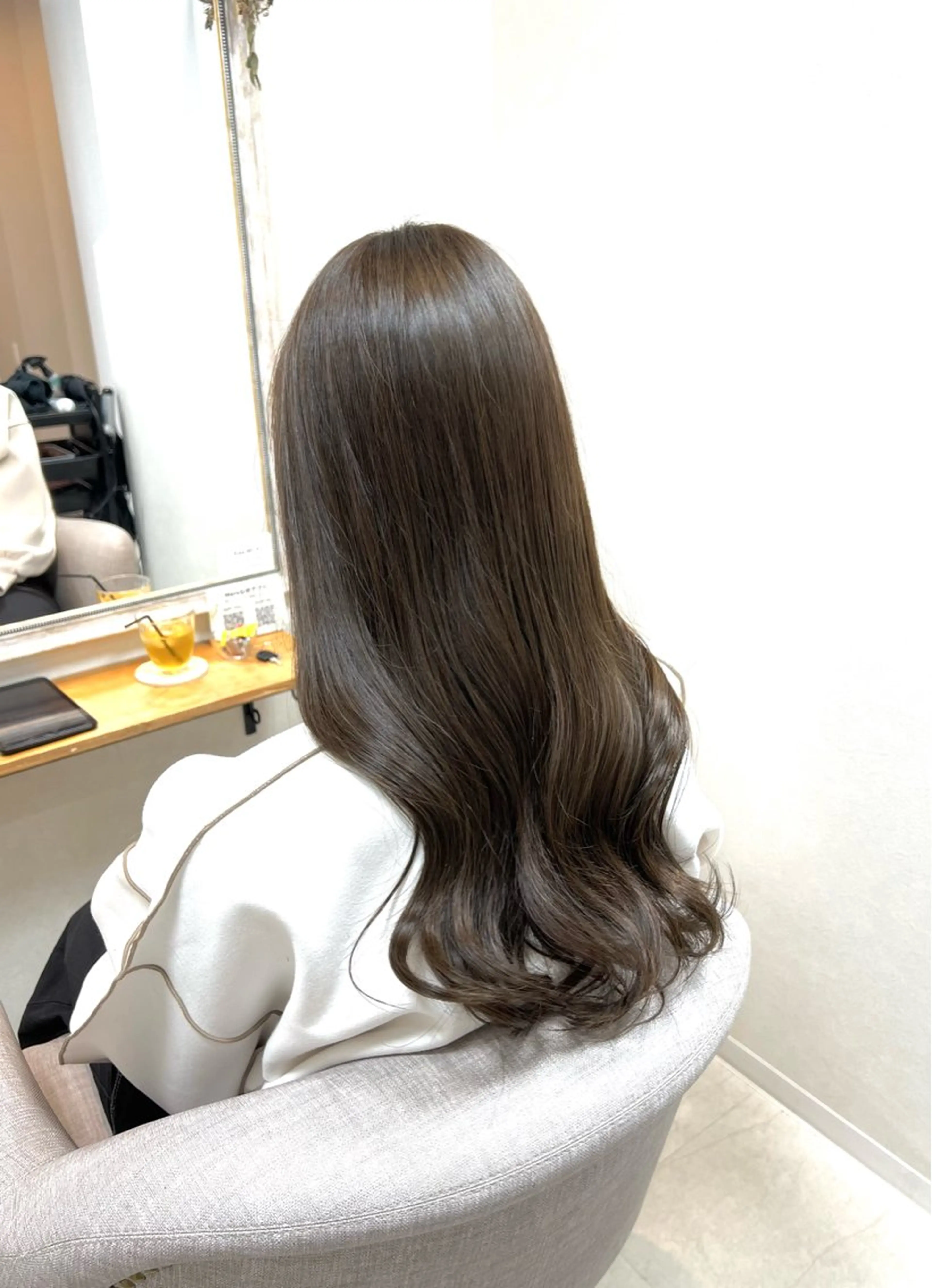 【人気No.1】カット+カラー+艶ツルトリートメント¥9800の写真