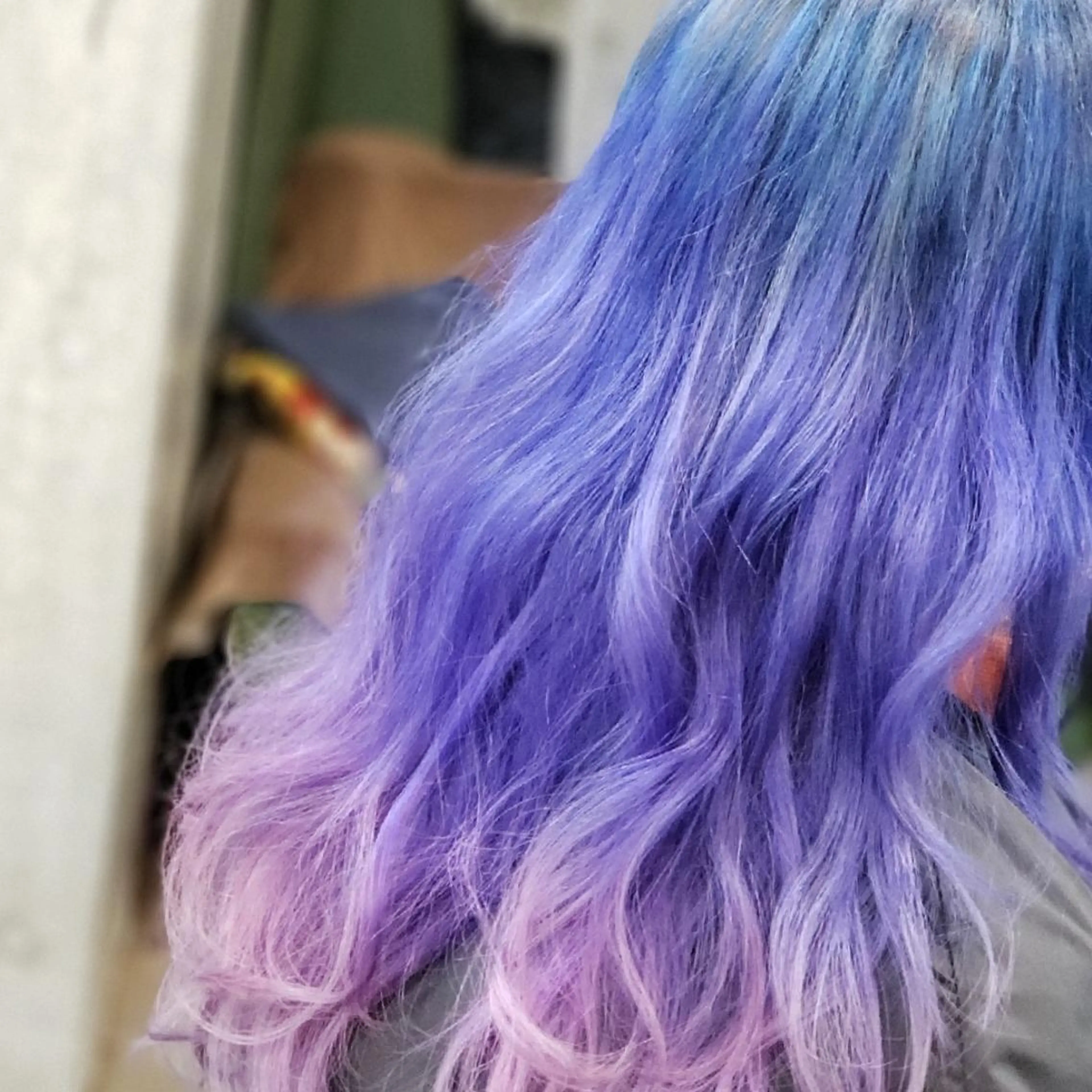 ロング パープルカラー 多田 遼太のヘアスタイル