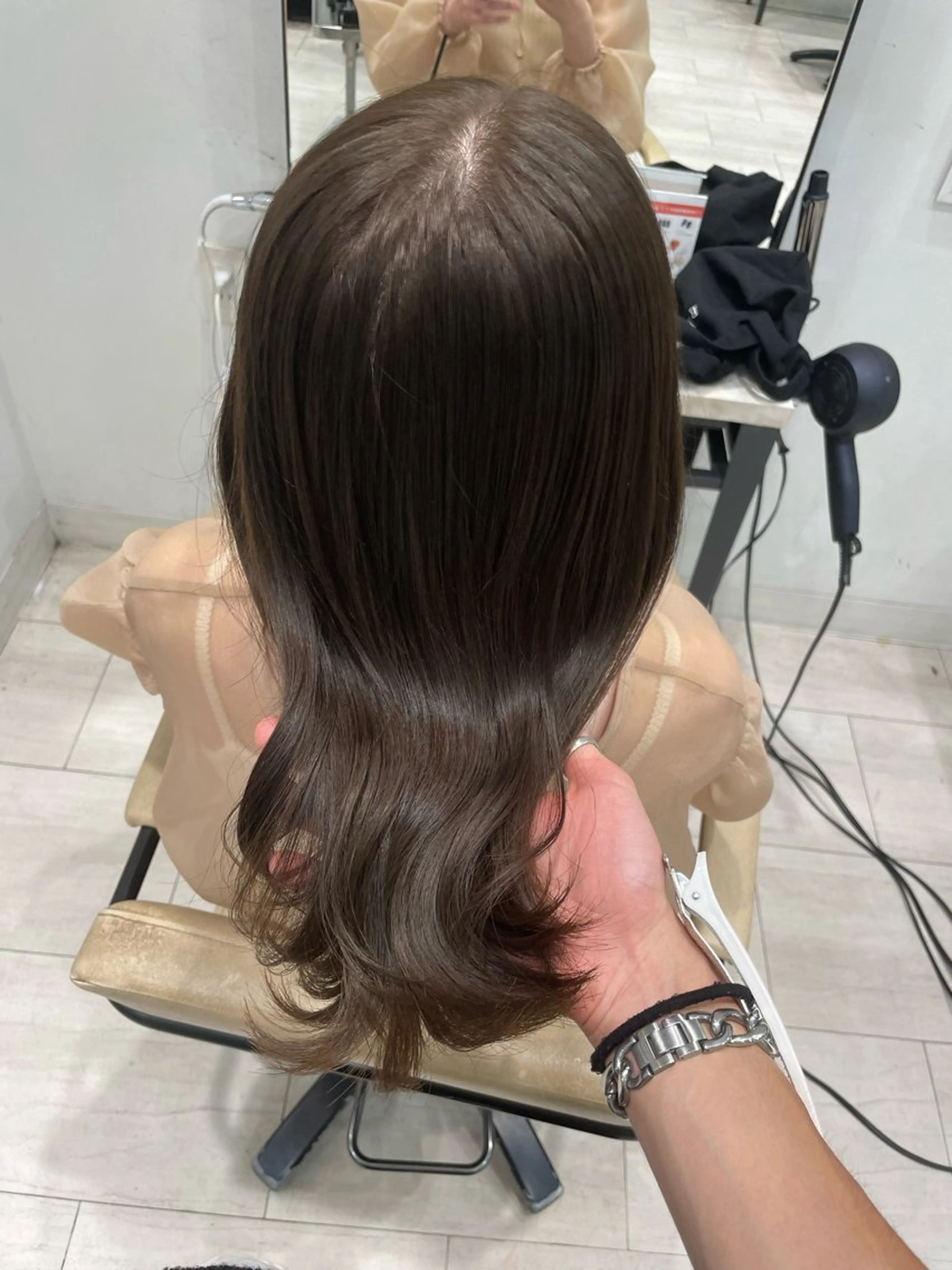 ミディアム カラー 韓国風ハッシュカット 似合わせレイヤー池袋のヘアスタイル