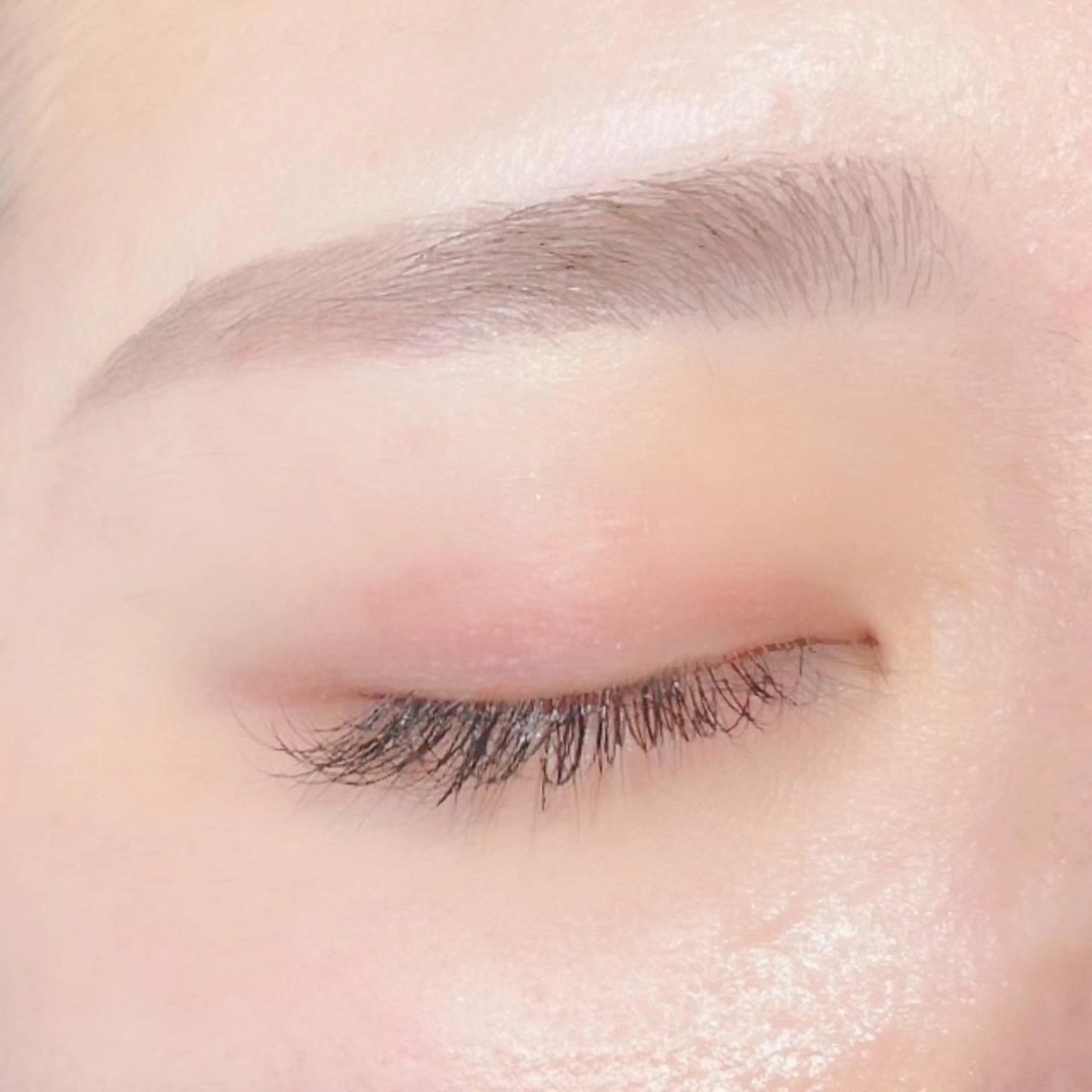 ラッシュリフト＋アイブロウワックスの写真