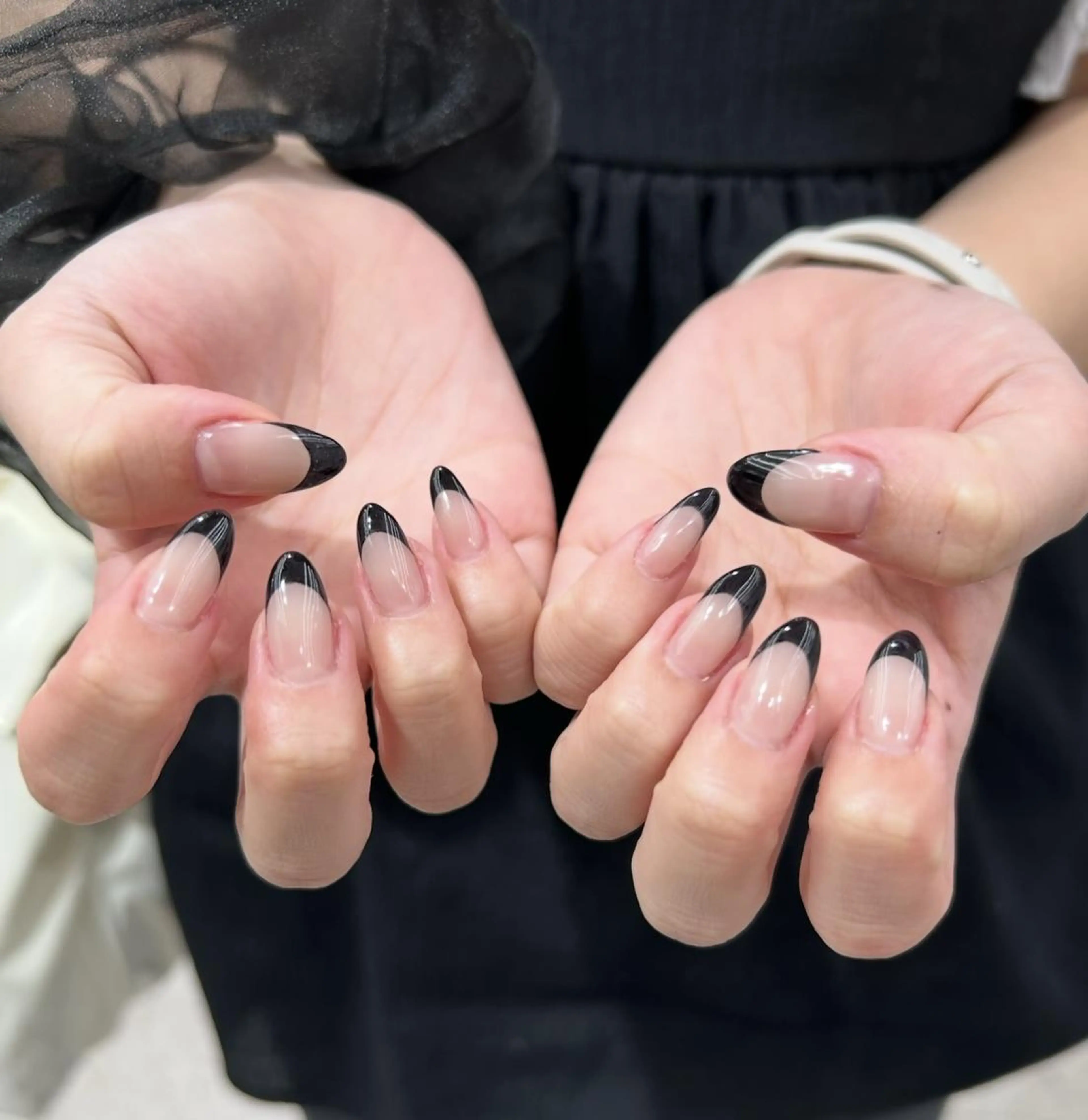 ネイル ハンドネイル ハンドケア 🌸さくら /ワンホン束感🎀のマツエク・マツパデザイン