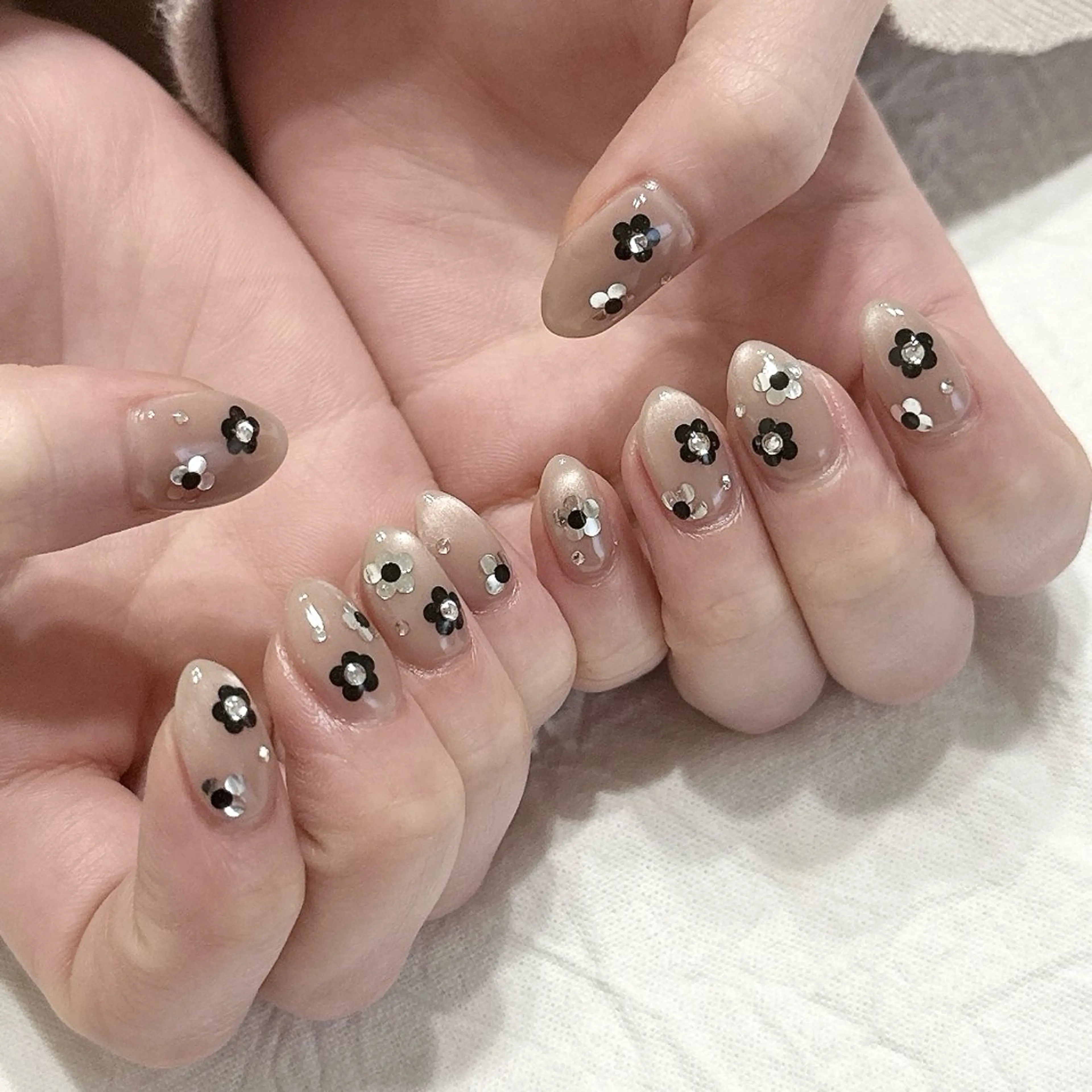 ネイル キラキラネイル ハンドネイル peaberry nailのネイルデザイン