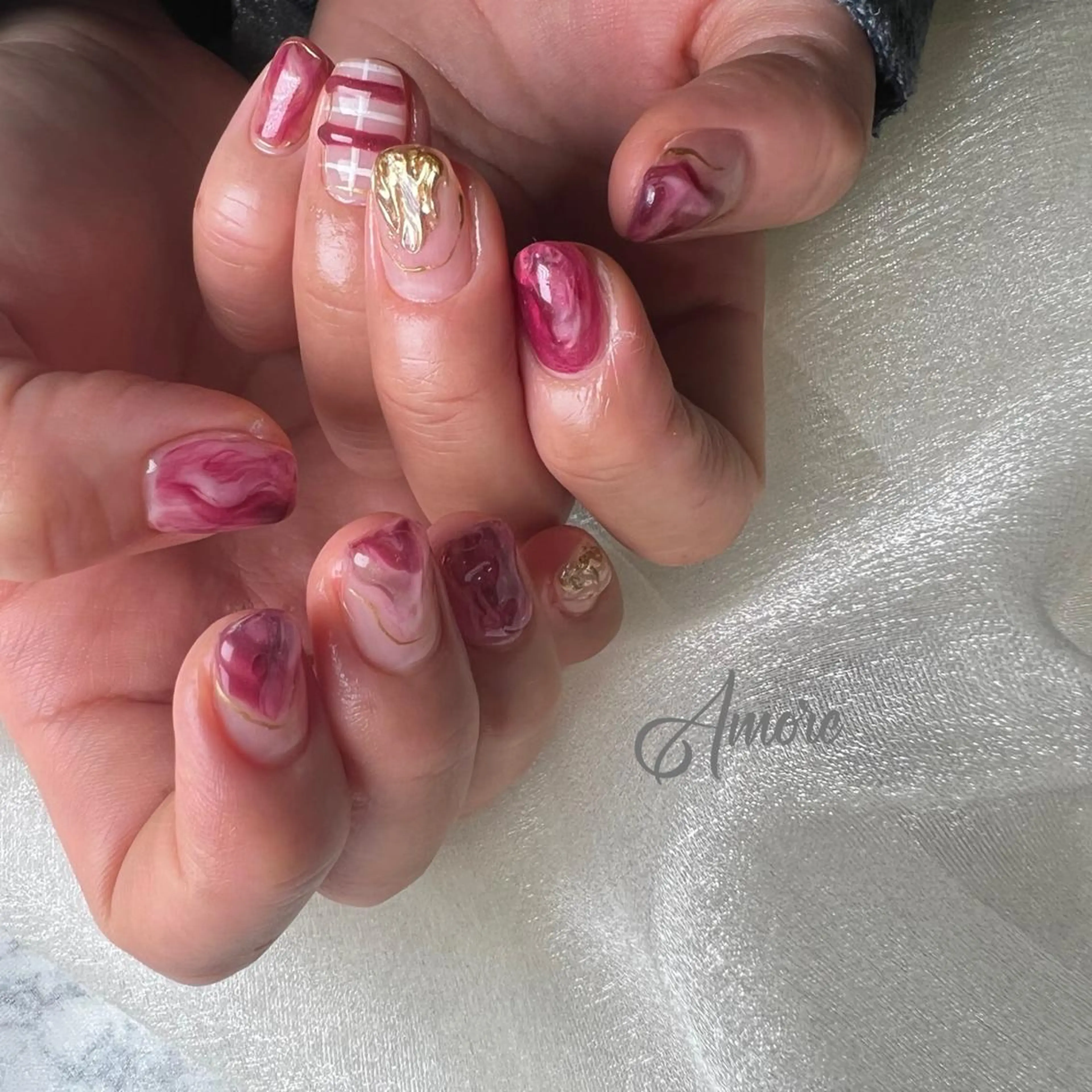 ネイル ジェルネイル 氷ネイル・うるうるネイル マグネットネイル ミラーネイル ニュアンスネイル You kyehwaのネイルデザイン