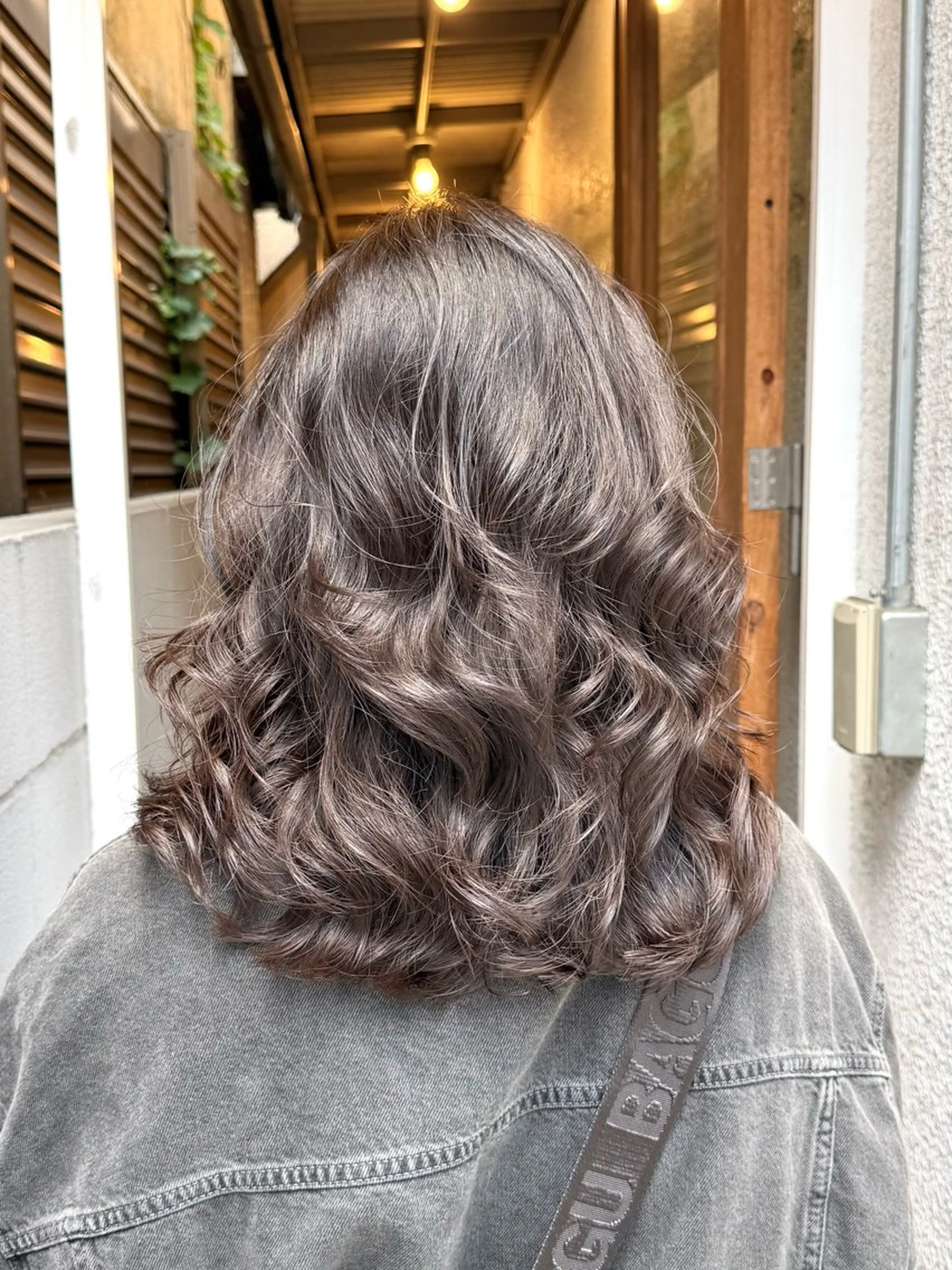 ミディアム パーマ ミディアムパーマ 縮毛矯正 カット パーマ トリートメント 吉田 光佑のヘアスタイル