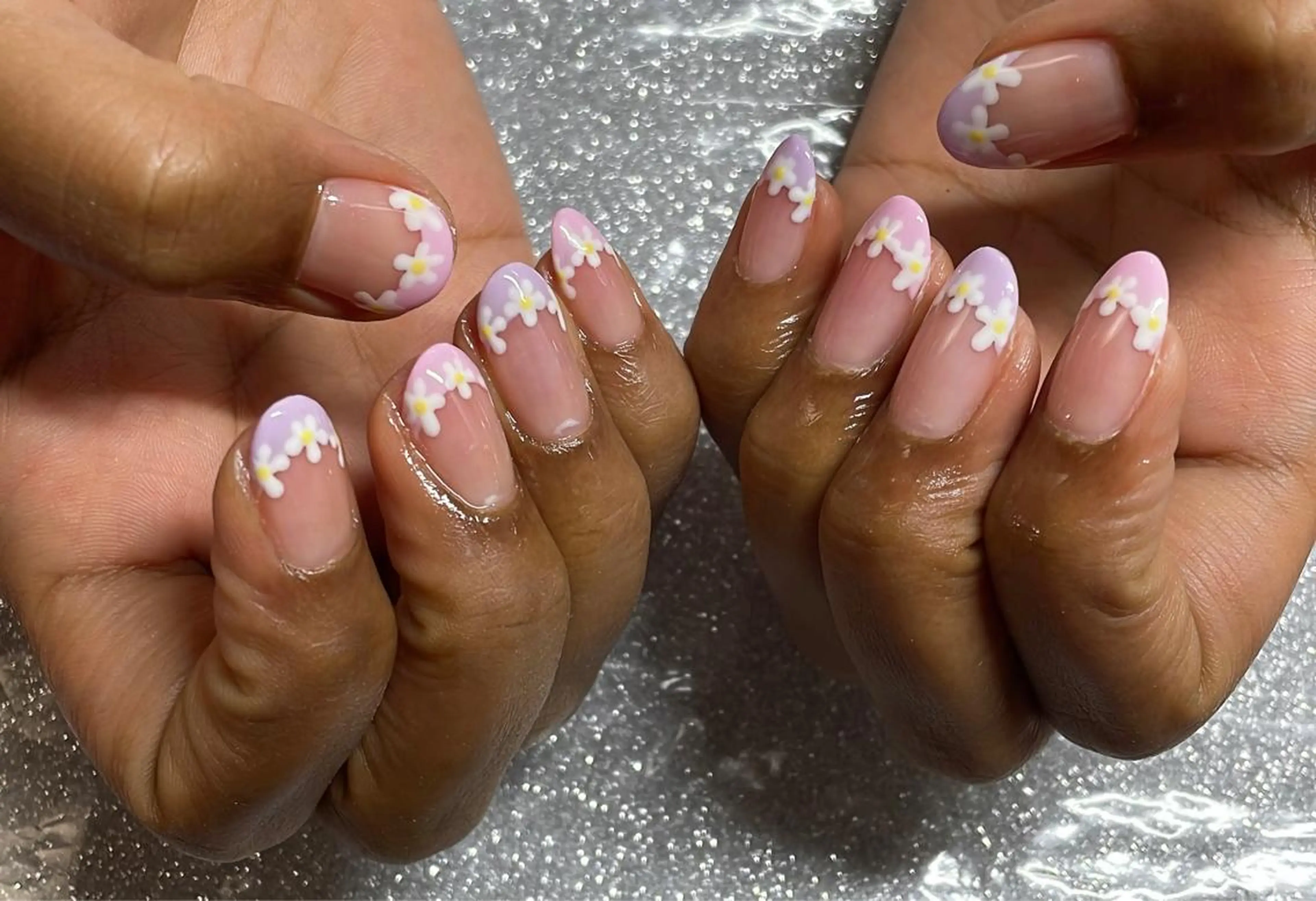 ネイル ハンドネイル VIERU 🌈🎀💖のネイルデザイン