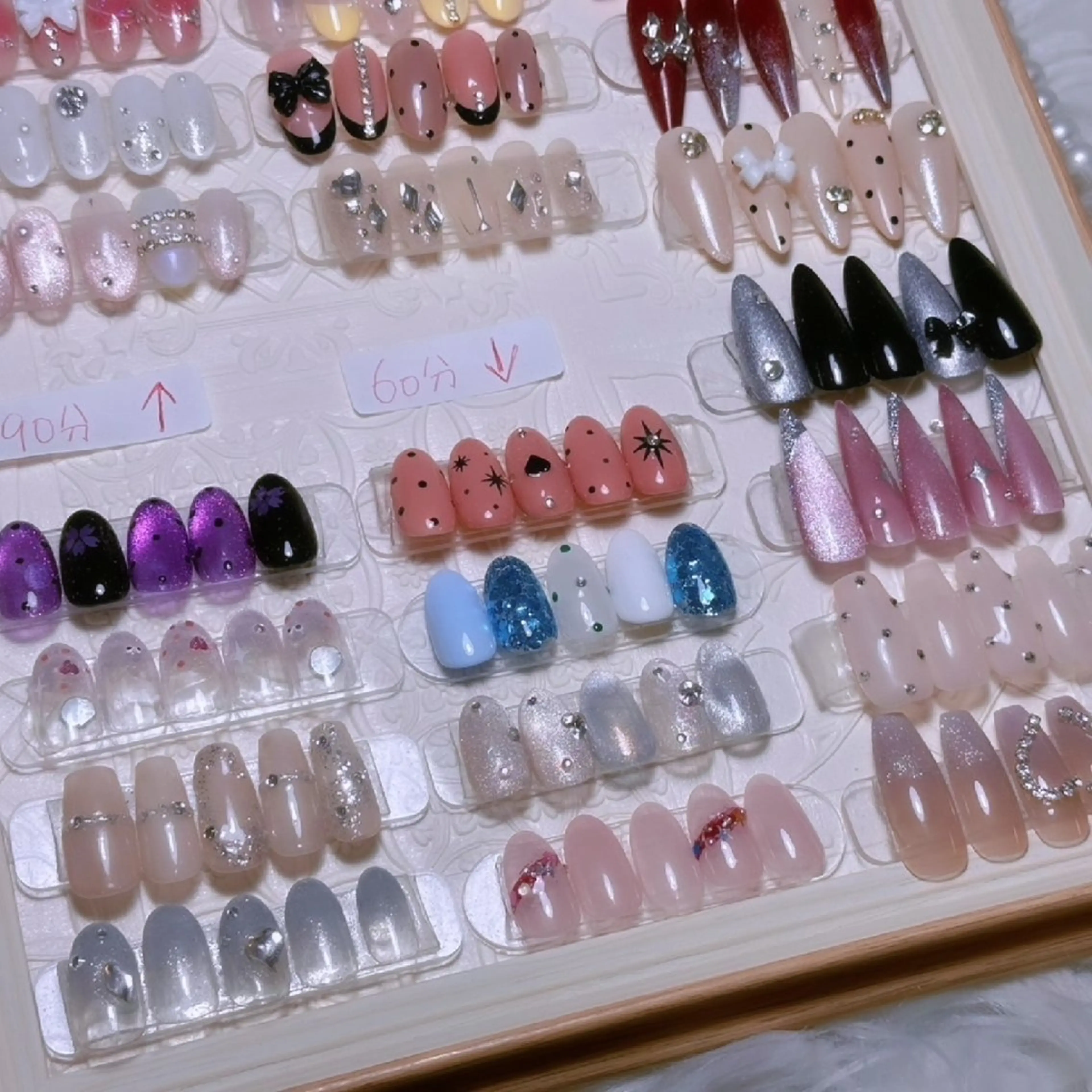 ネイル ハンドネイル 🍭Yun nail hyejin🌸のネイルデザイン