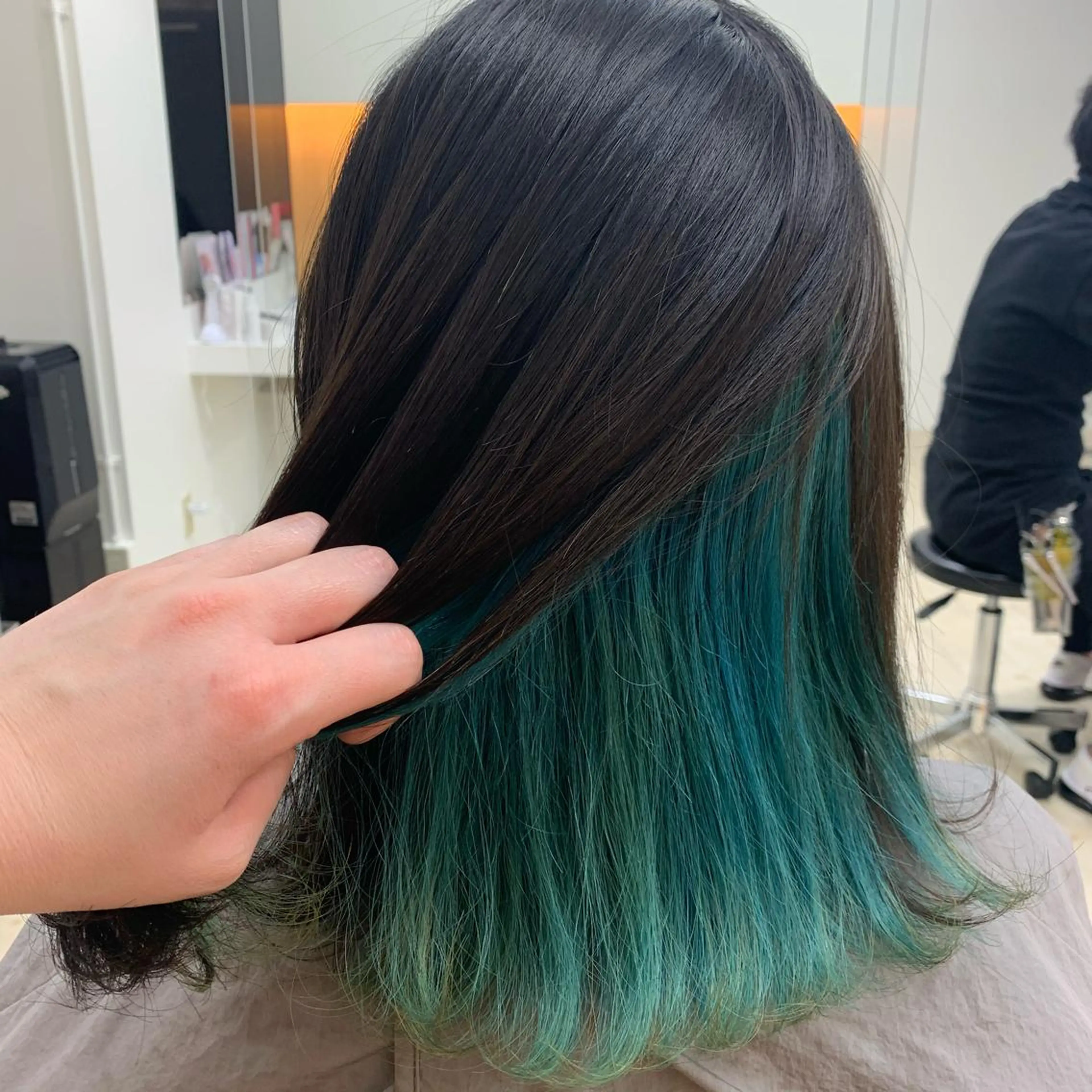 ミディアム 心斎橋/海外レイヤー 募集中三好玲奈のヘアスタイル