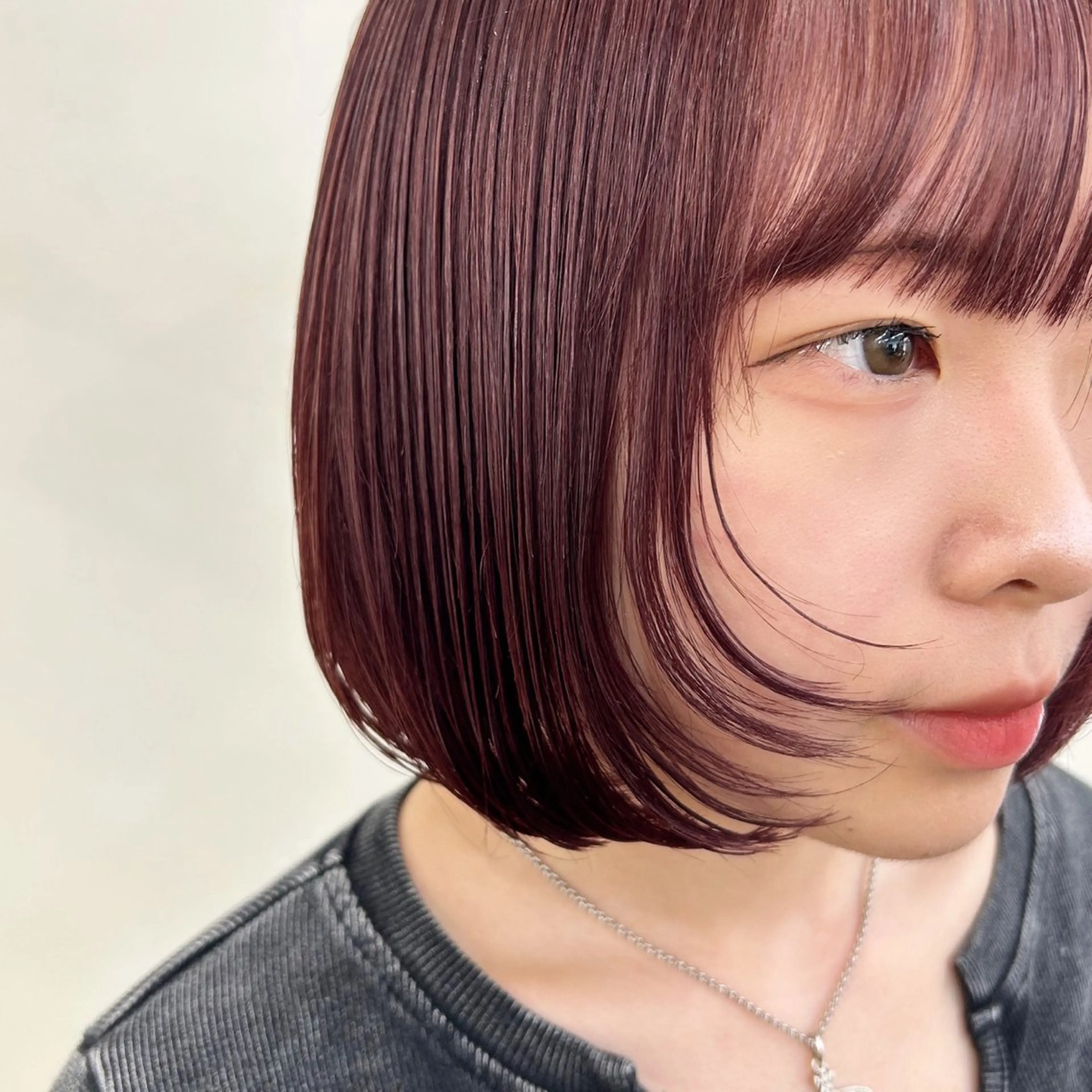 ショート ブリーチなしWカラー /レイヤー/セイナのヘアスタイル