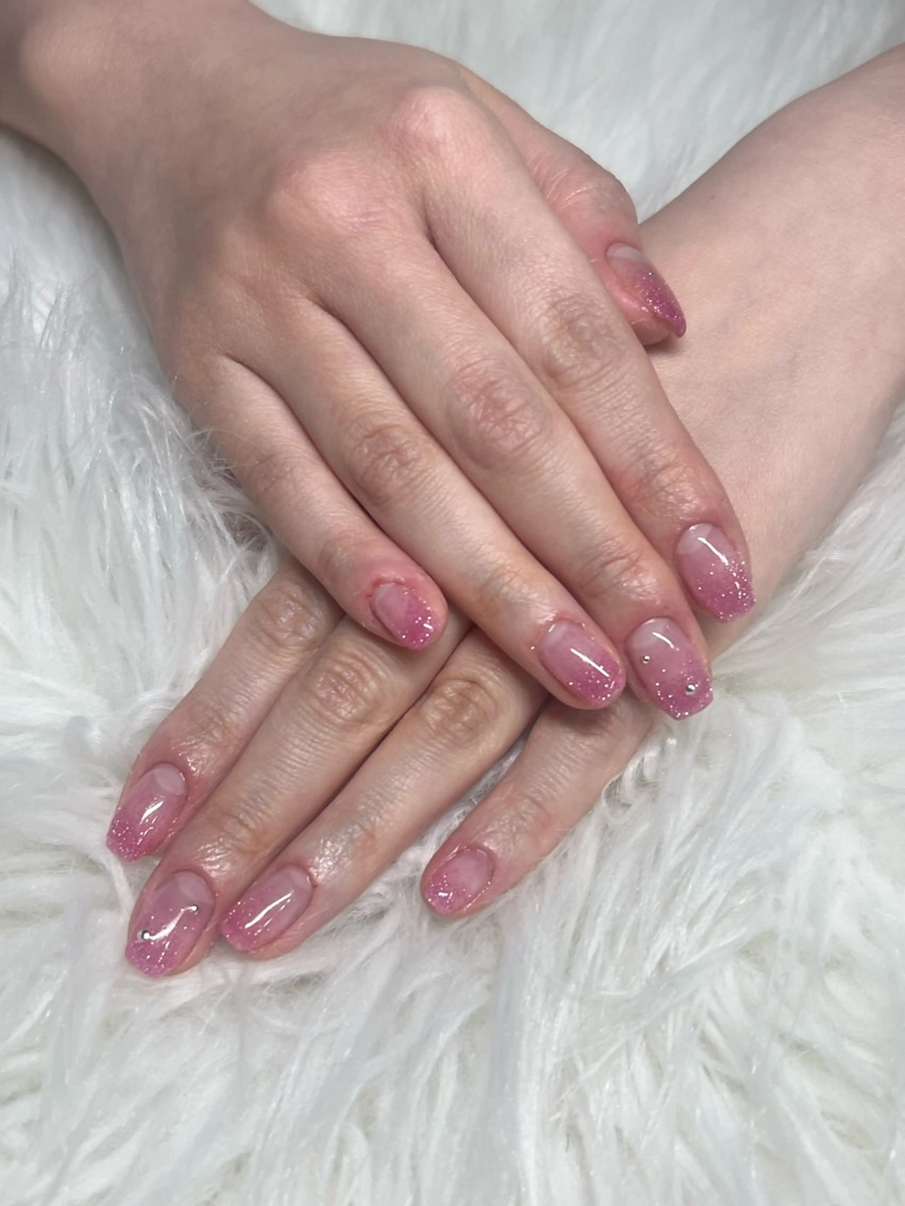 ネイル ラメ(グリッター) ラメグラデーション ハンドネイル IROHA NAIL 聖奈のネイルデザイン
