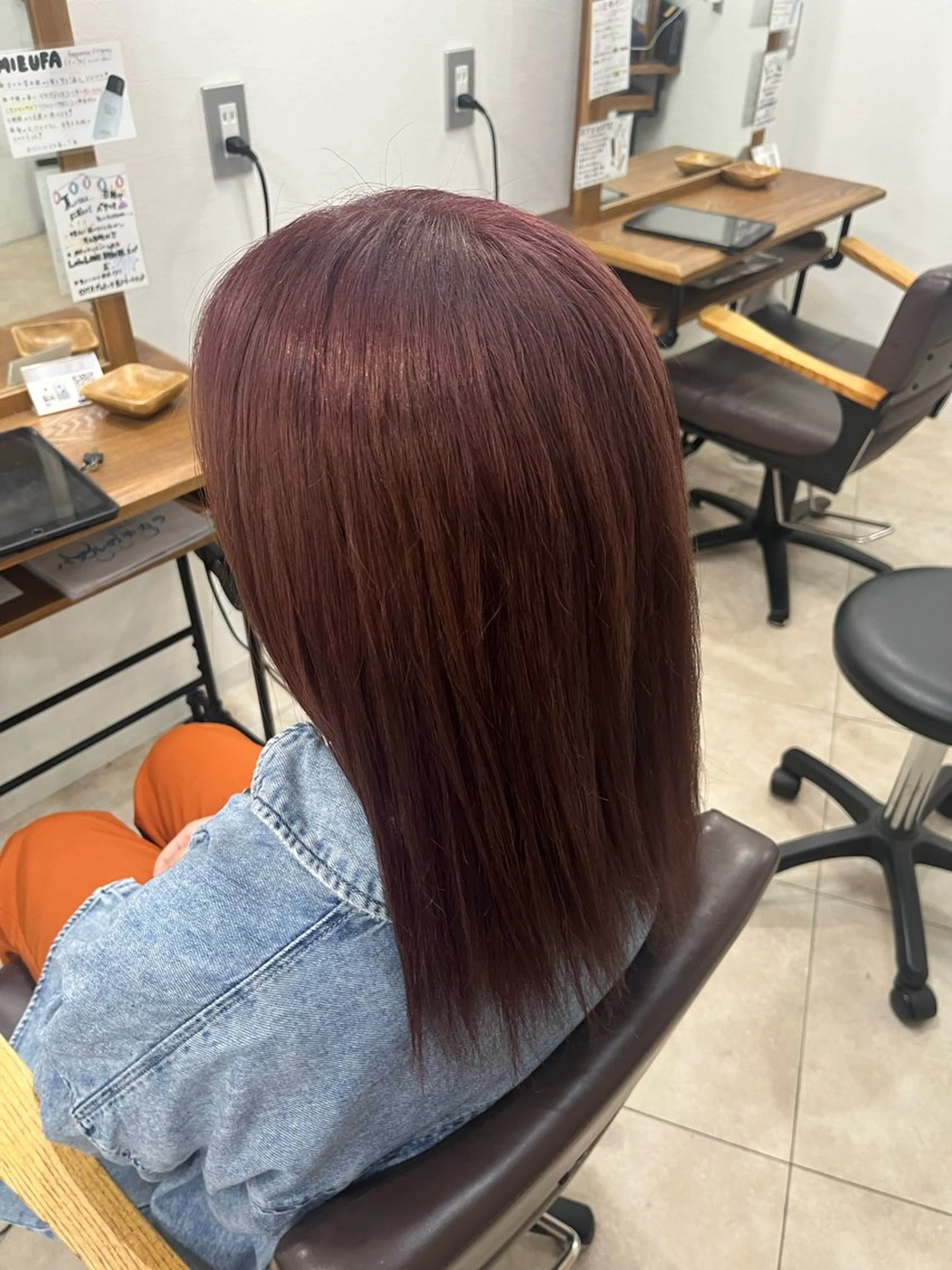カラー 橋本 萌々香のヘアスタイル