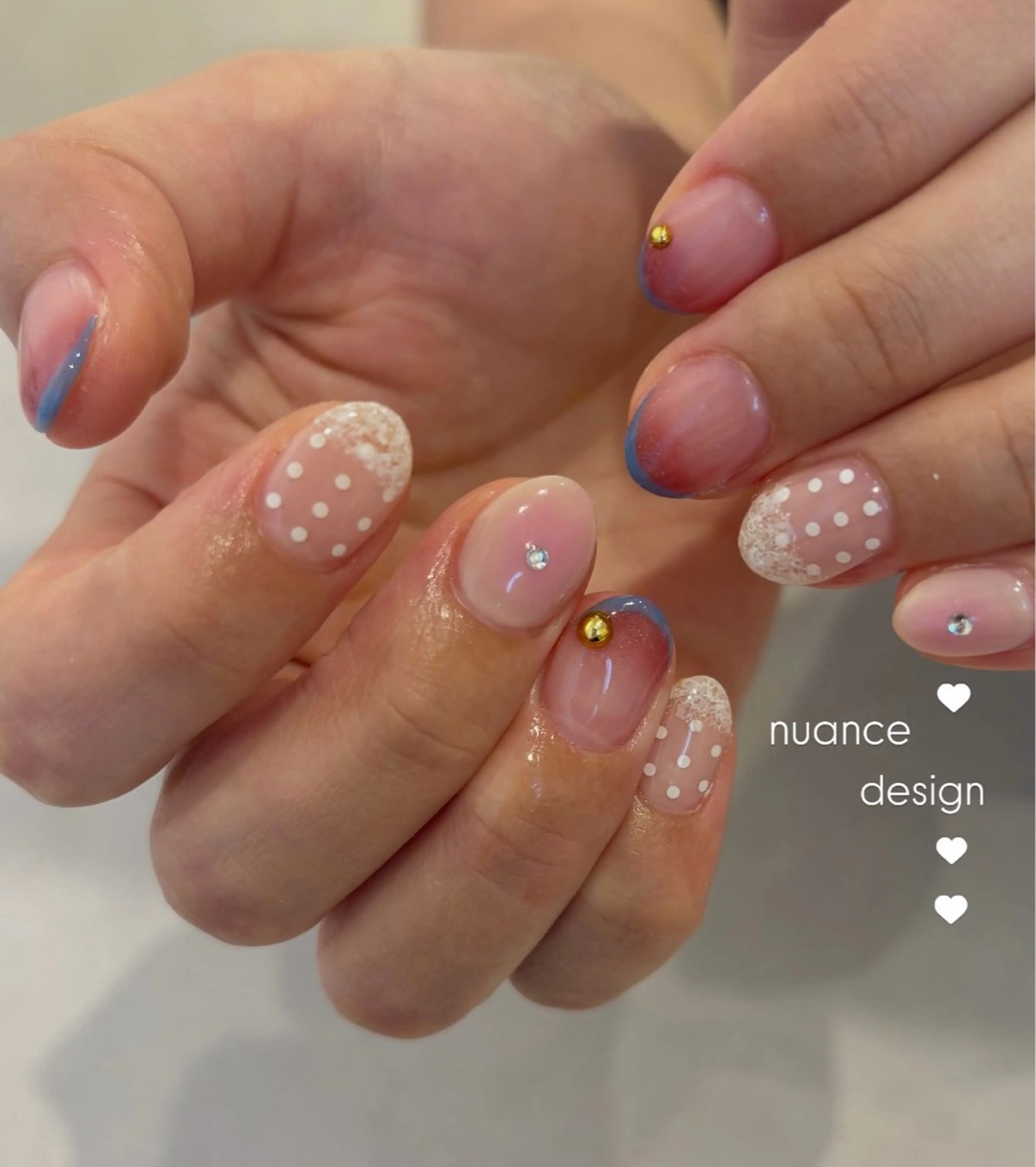 ネイル アートネイル チークネイル ドット グラデーション ニュアンスネイル ハンドネイル enurk店 🍋 M I K U  *のその他イメージ