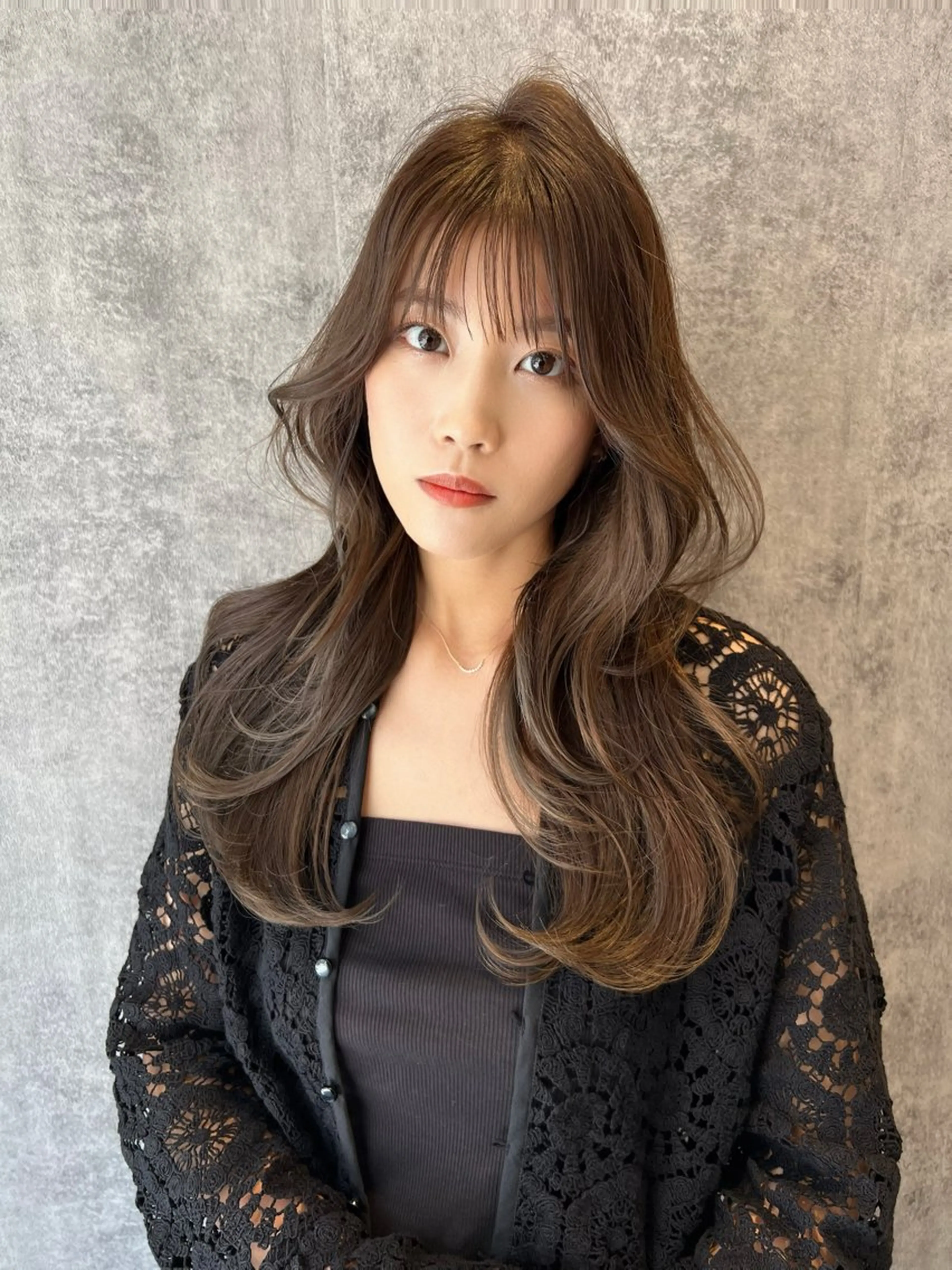 ロング 篠塚 純のヘアスタイル