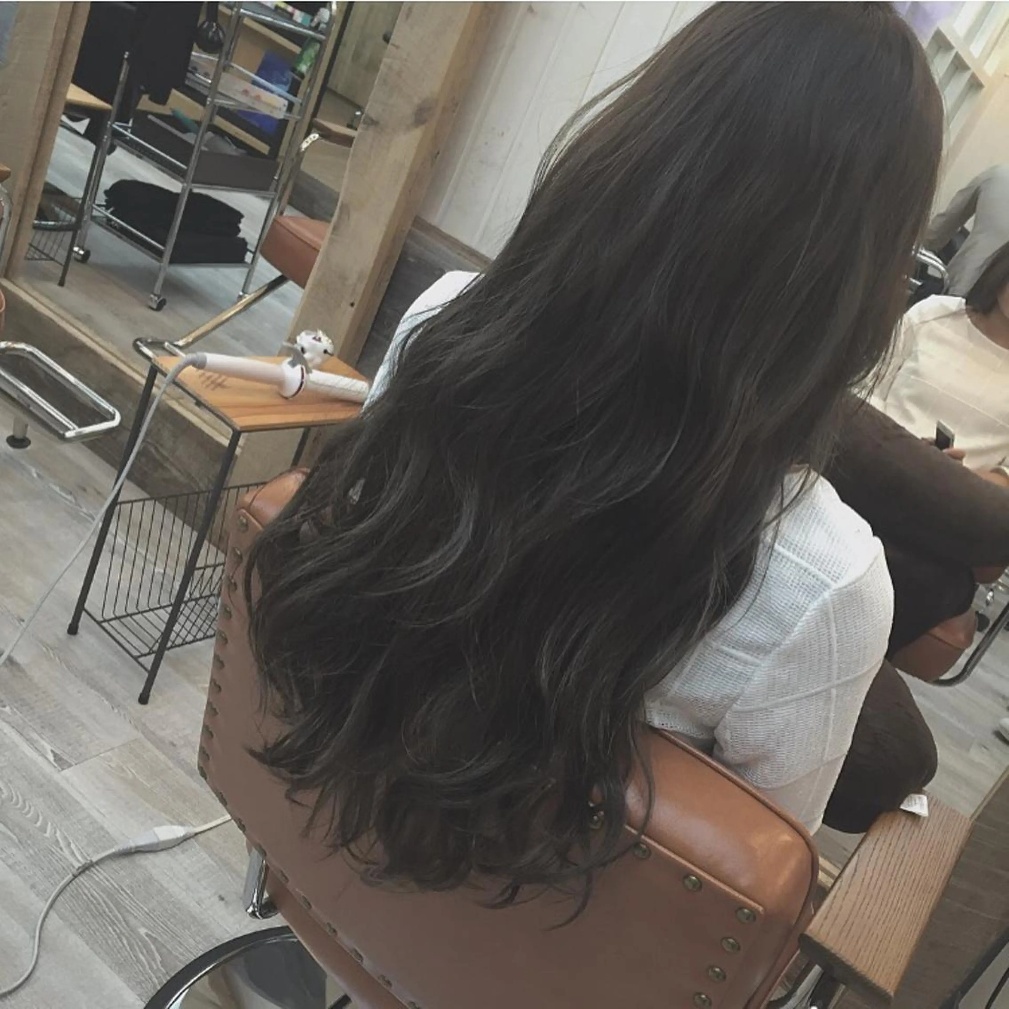 セミロング ロング カラー パーマ イルミナカラー 前髪顔周り✂️店長 ❤️アマミヤ❤️のヘアスタイル