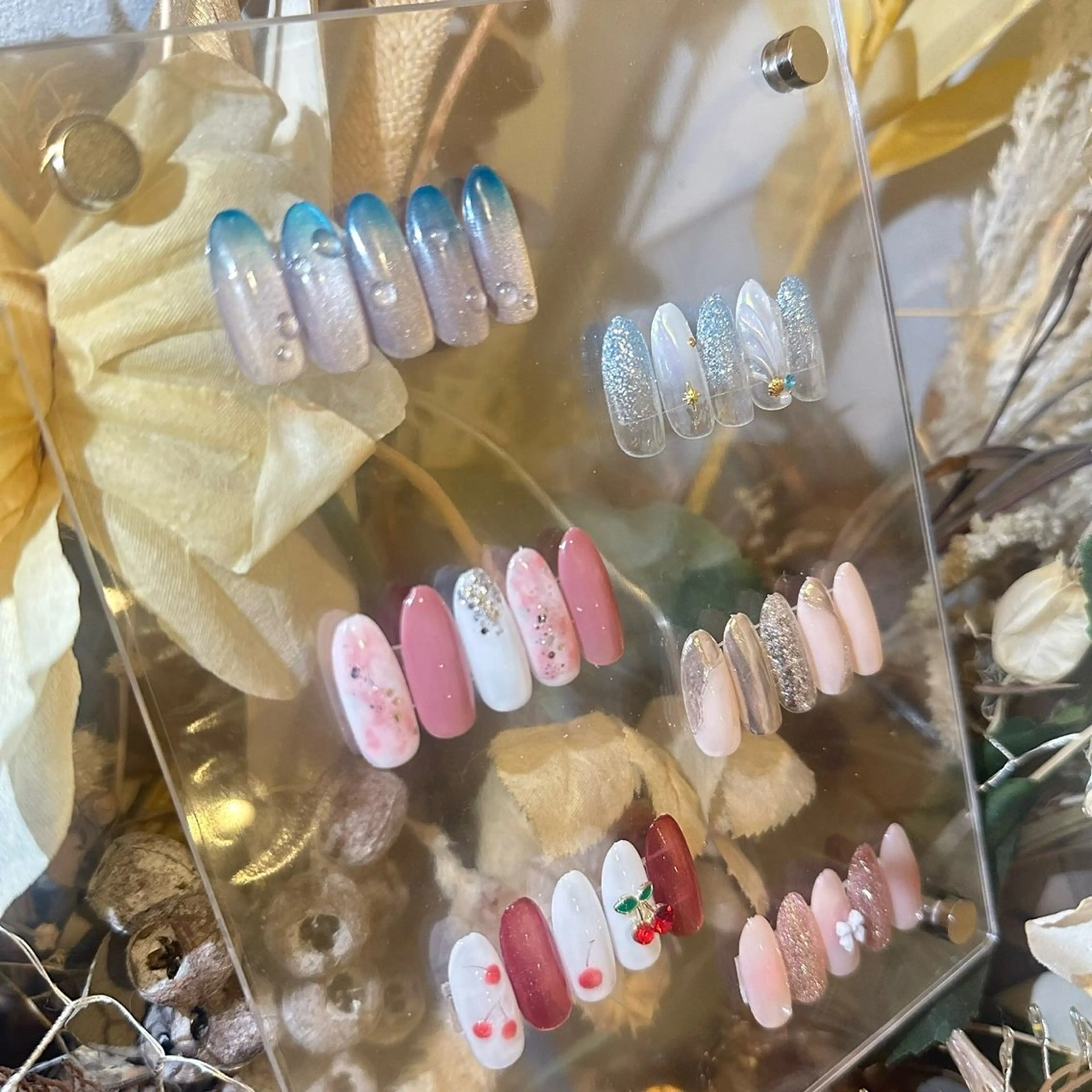 ネイル io COCOROのネイルデザイン