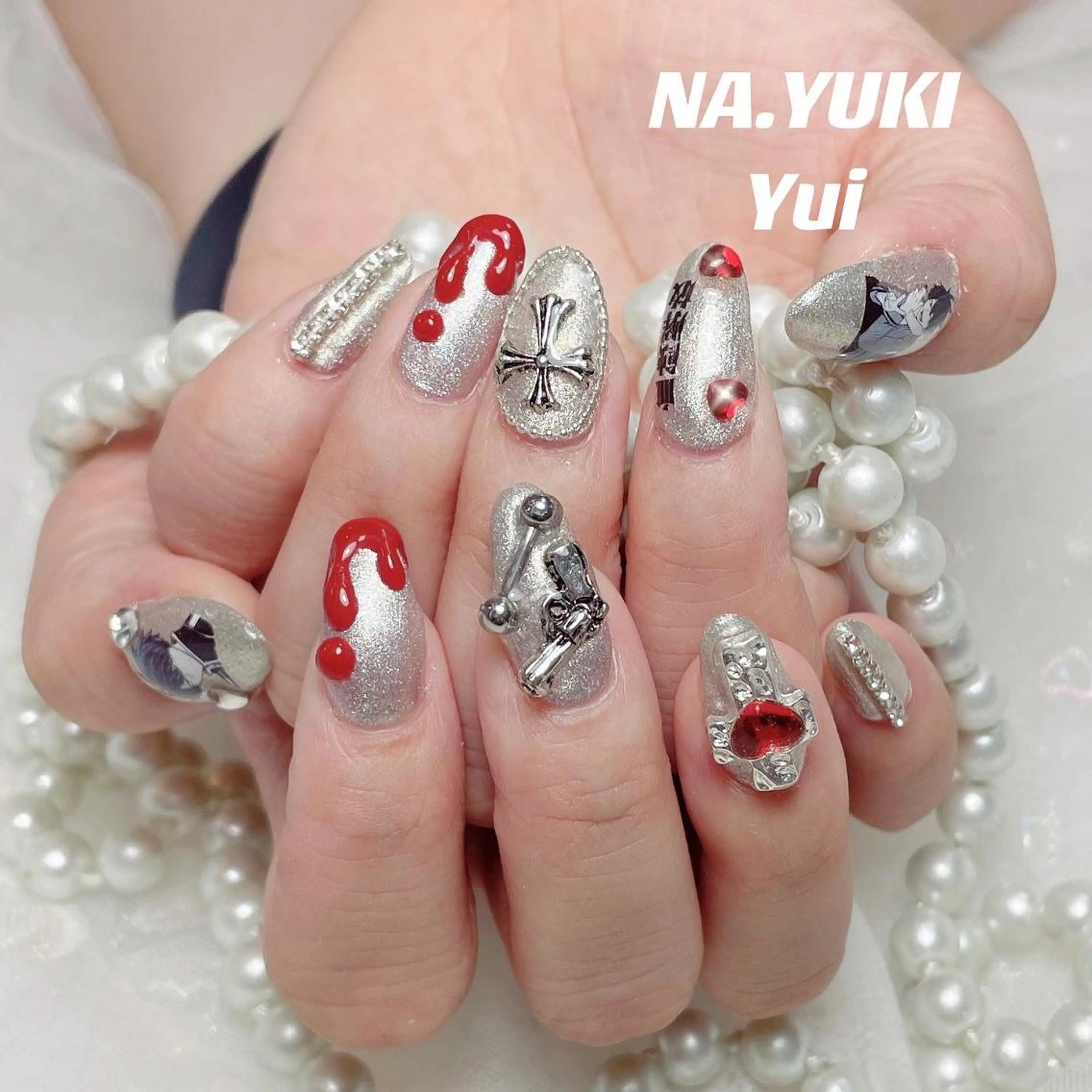 ネイル 🦋 Queenieのネイルデザイン