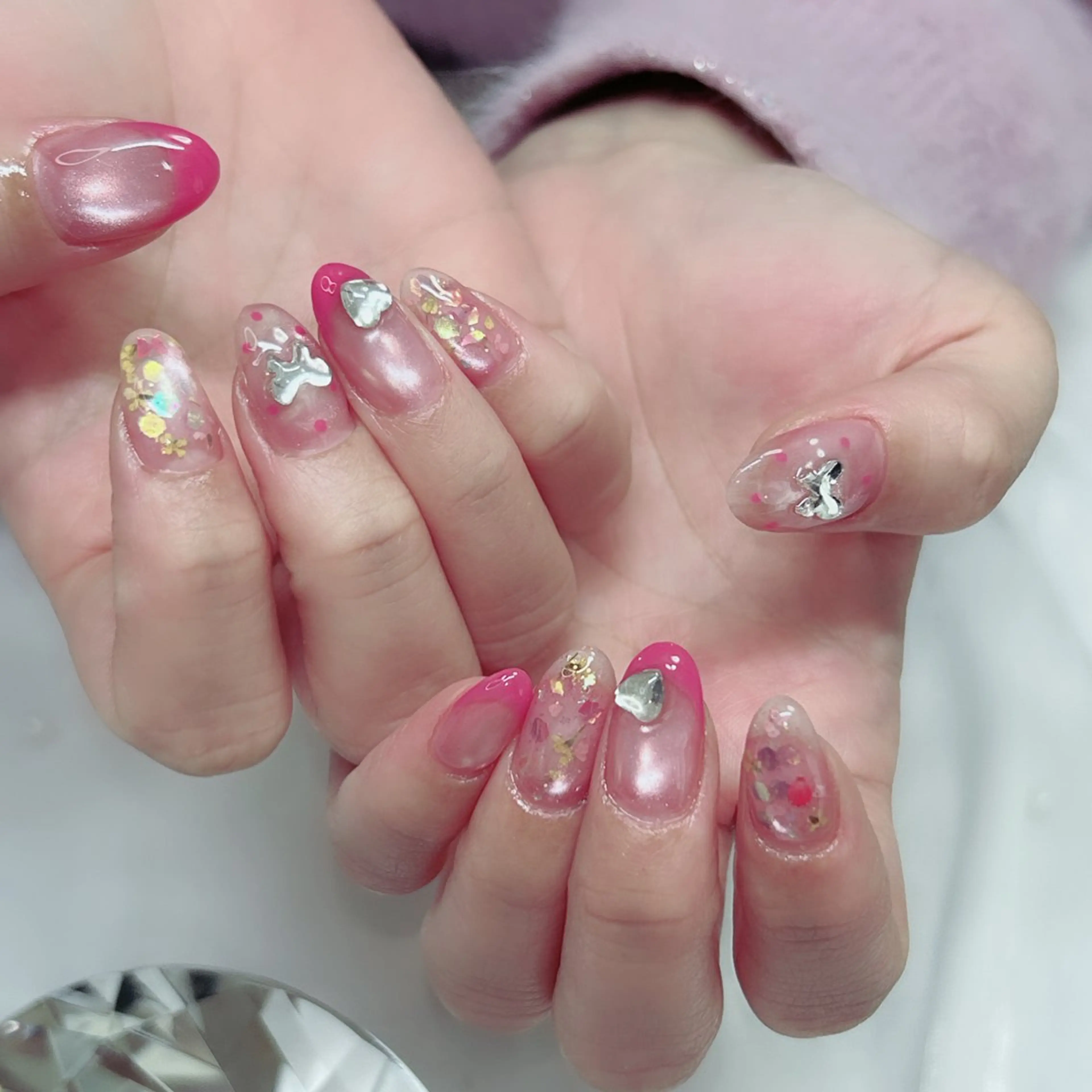 ネイル アートネイル ジェルネイル ハート キラキラネイル 韓国ネイル ハンドネイル Cute Tips nailのネイルデザイン