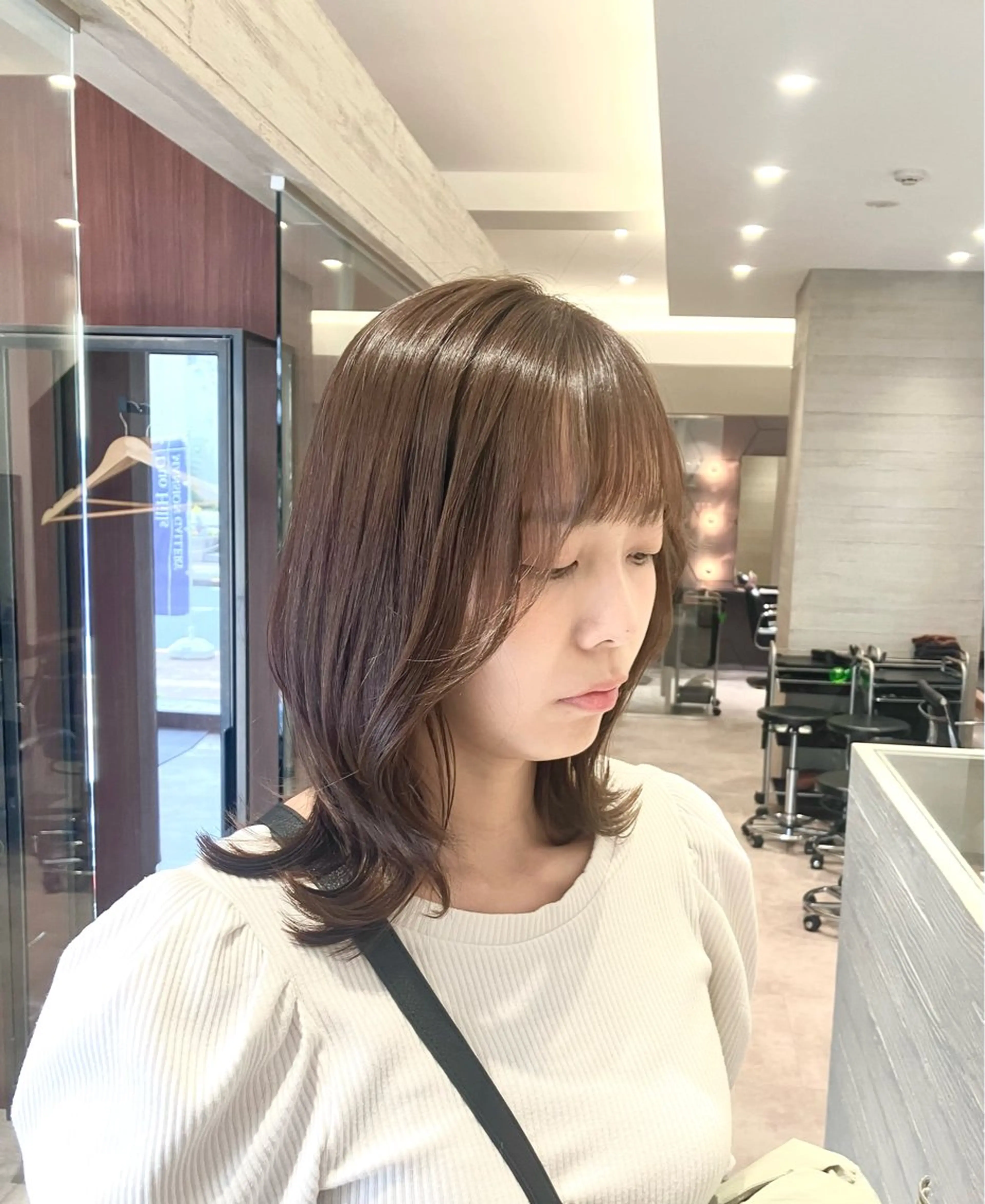 【似合わせカット＋透明感カラー💫】　　　ワンカラー出せる透明感カラー×似合わせカット✂️の写真