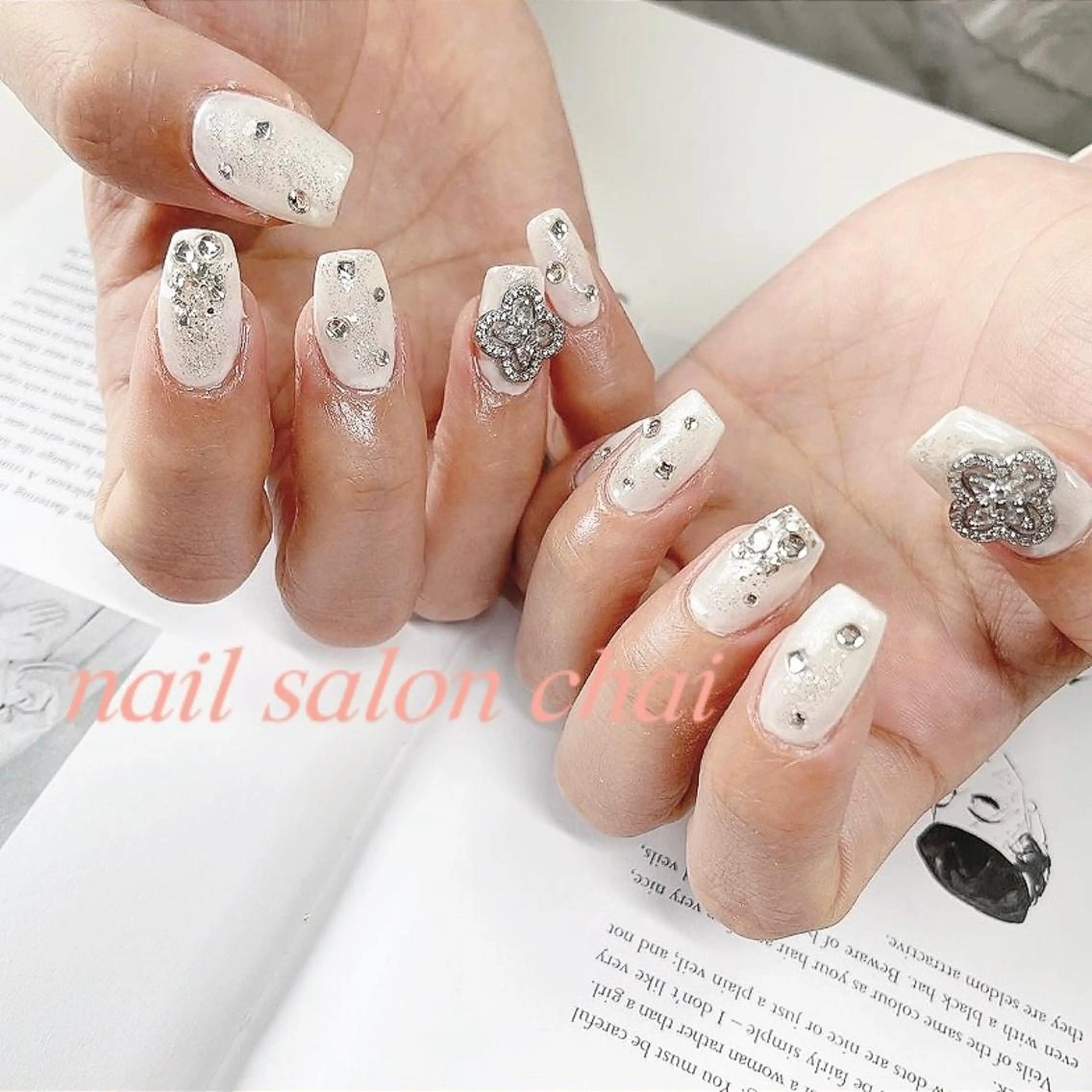 ネイル キラキラネイル nail salon chai 上本町のネイルデザイン