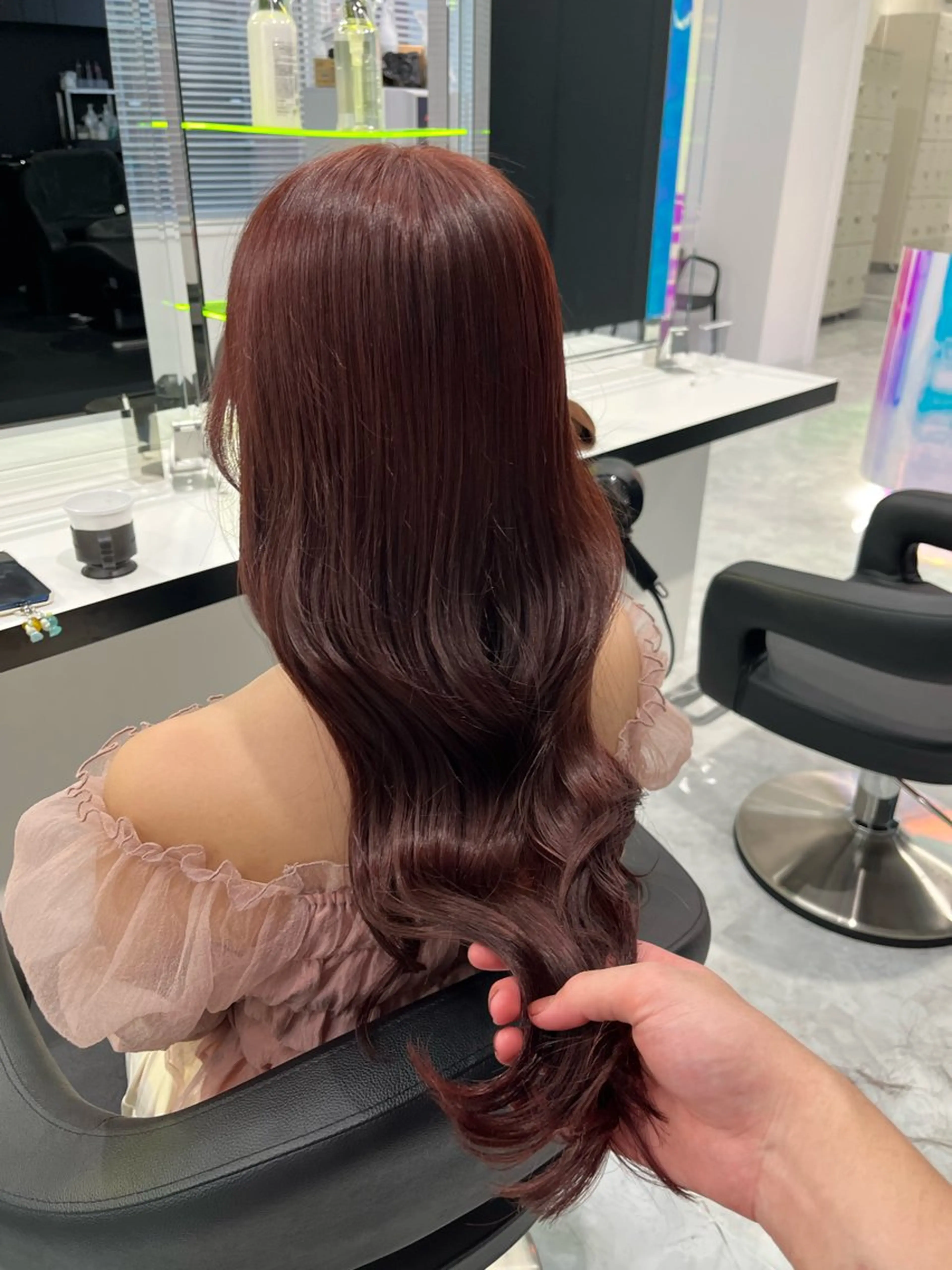 ロング カラー ヘアアレンジ ヘアカラー トレンドレイヤー No.1/KOHEIのヘアスタイル