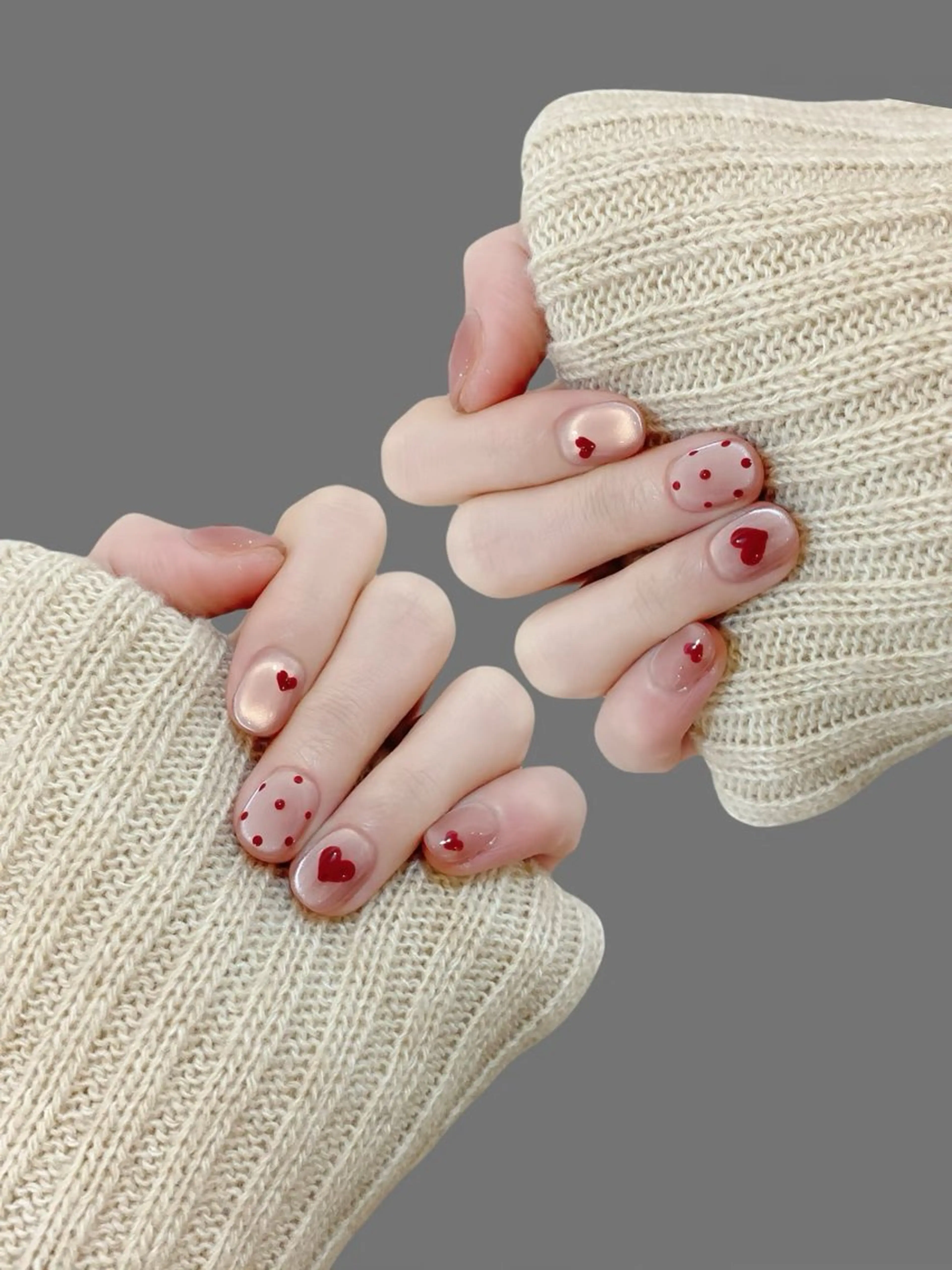 ソフトジェルオフのみです、大きなパーツ、ストーン埋め尽くし別料金です、の写真