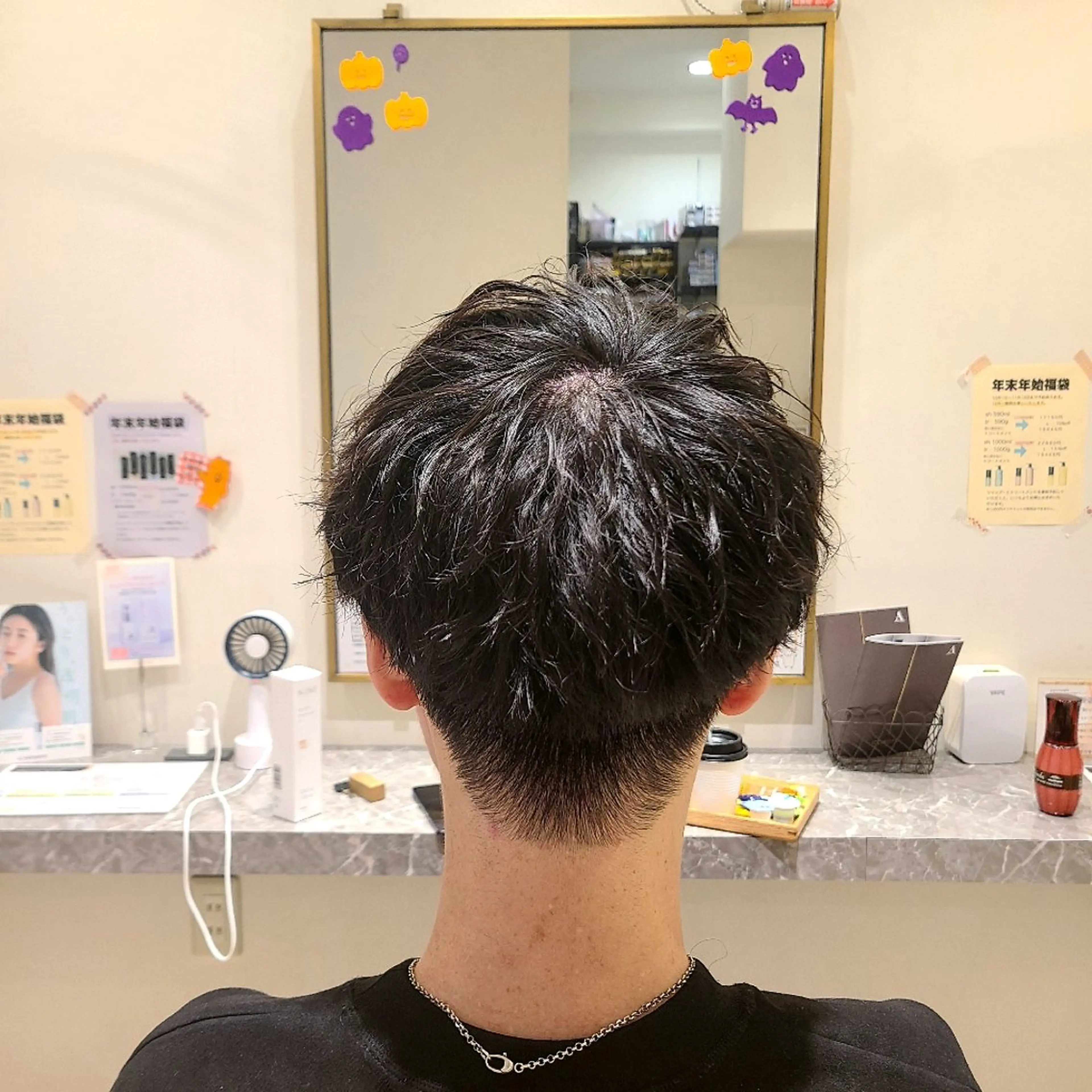 ショート パーマ メンズ メンズパーマ ツイストスパイラルパーマ スパイラルパーマ カット パーマ トリートメント 中井 啓悟のヘアスタイル