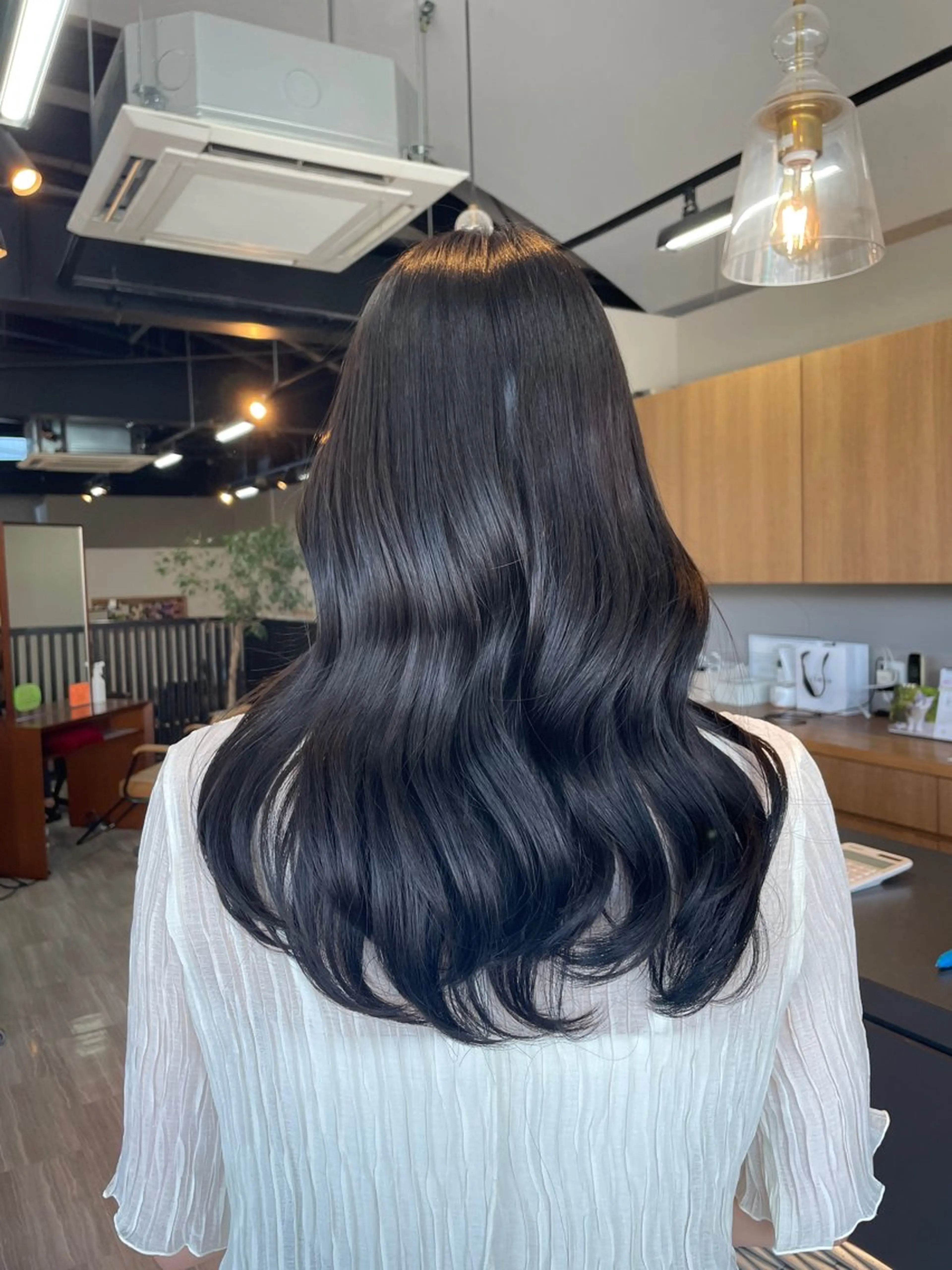 ロング カラー ダークグレー マキノ キョウカのヘアスタイル