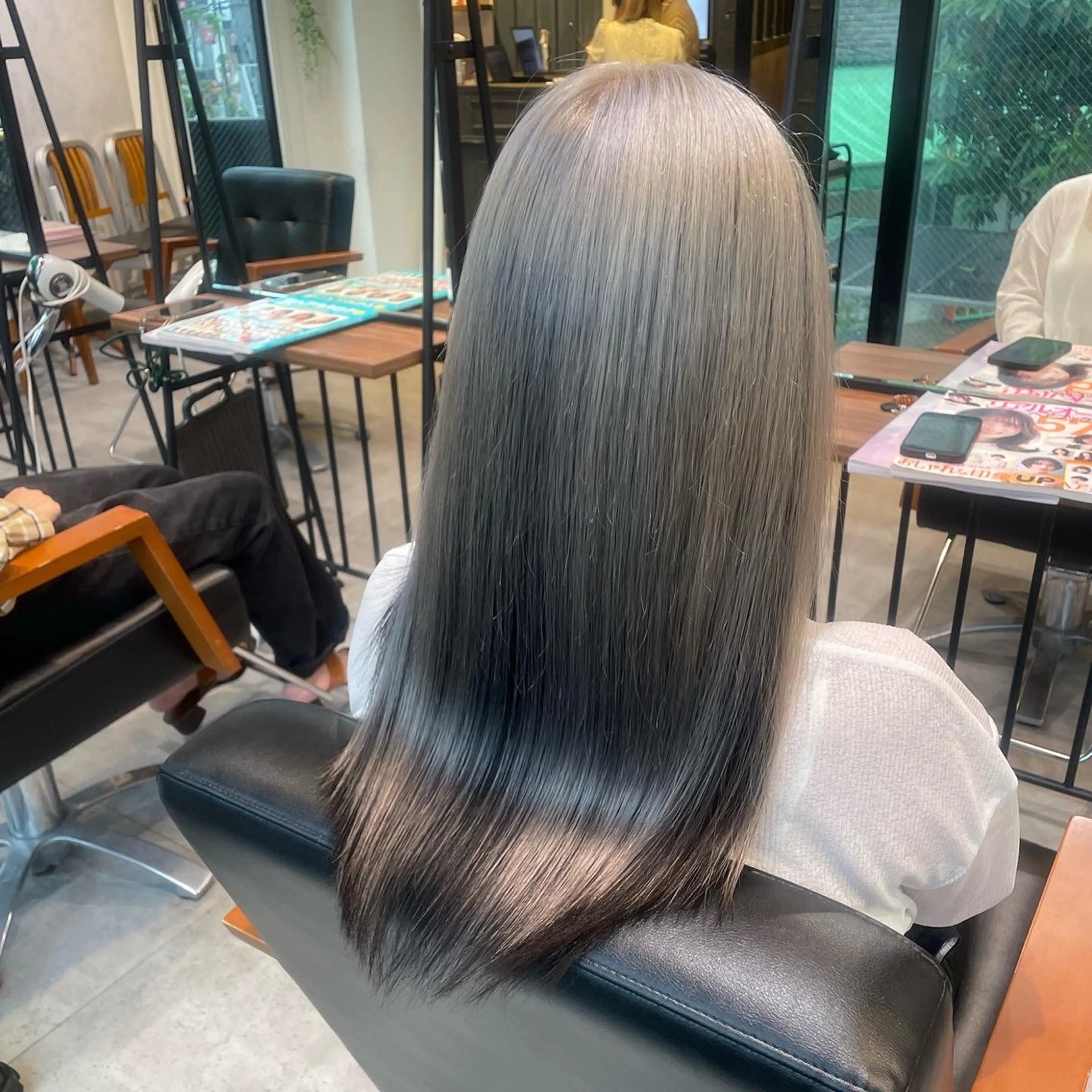 セミロング カラー ヘアアレンジ ･˚✧すずね˚✧* lucia(ルチア)のマツエク・マツパデザイン