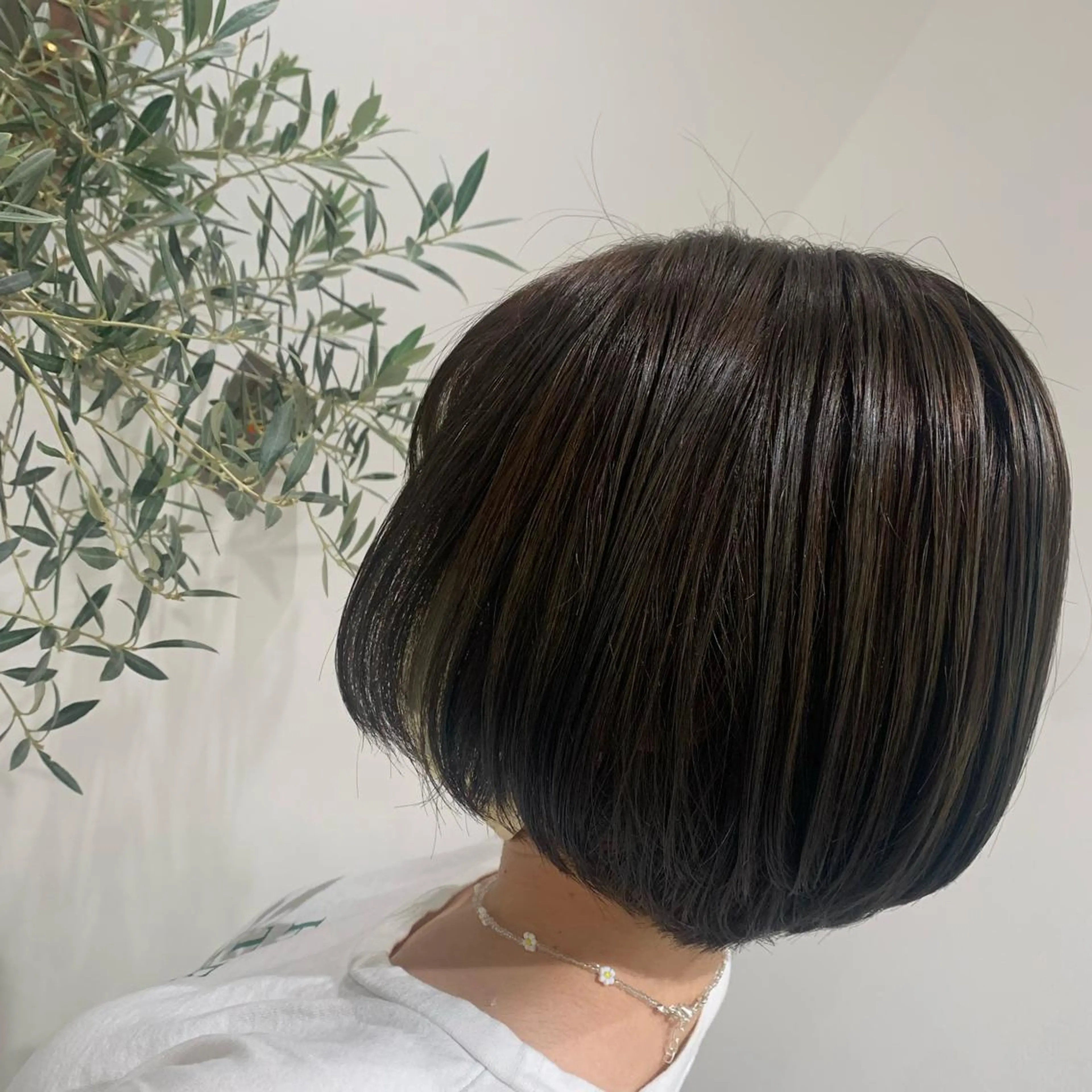 ショート カラー ヘアアレンジ 小白井 由美のヘアスタイル