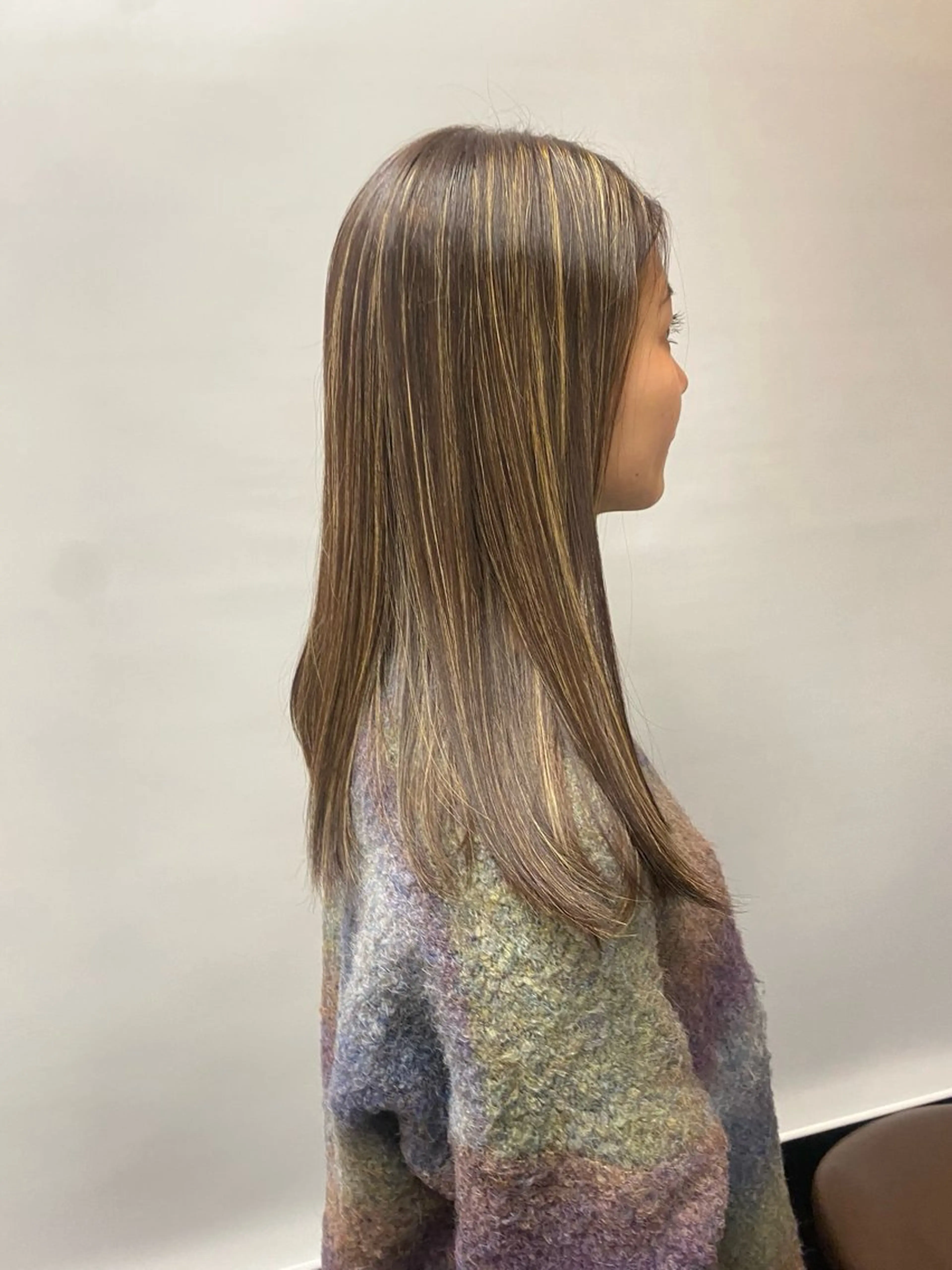 セミロング ヘアカラー 寺島 希乃佳のヘアスタイル