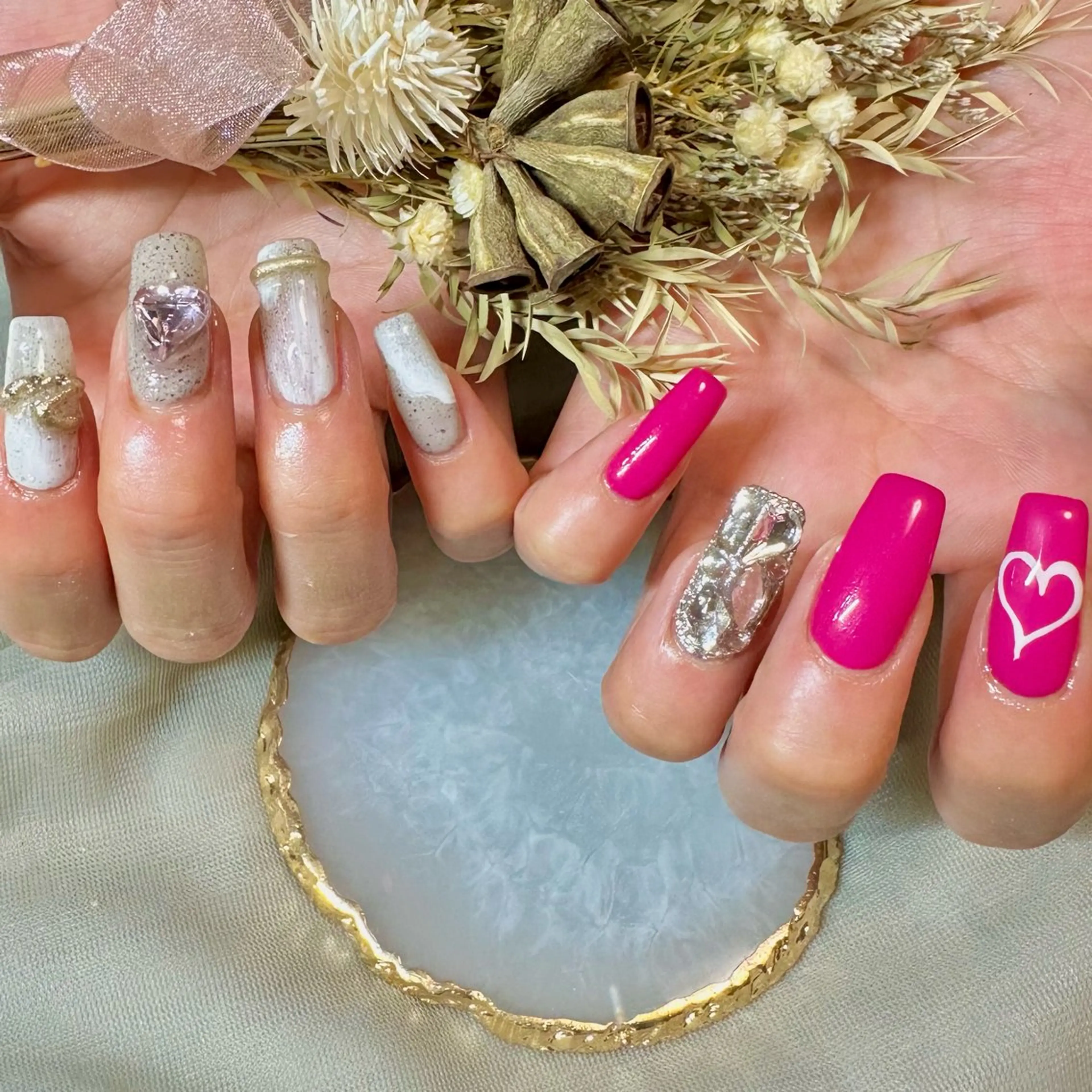 ネイル ハート ストーンネイル ハンドネイル Moon  Nail /栄　大須のネイルデザイン