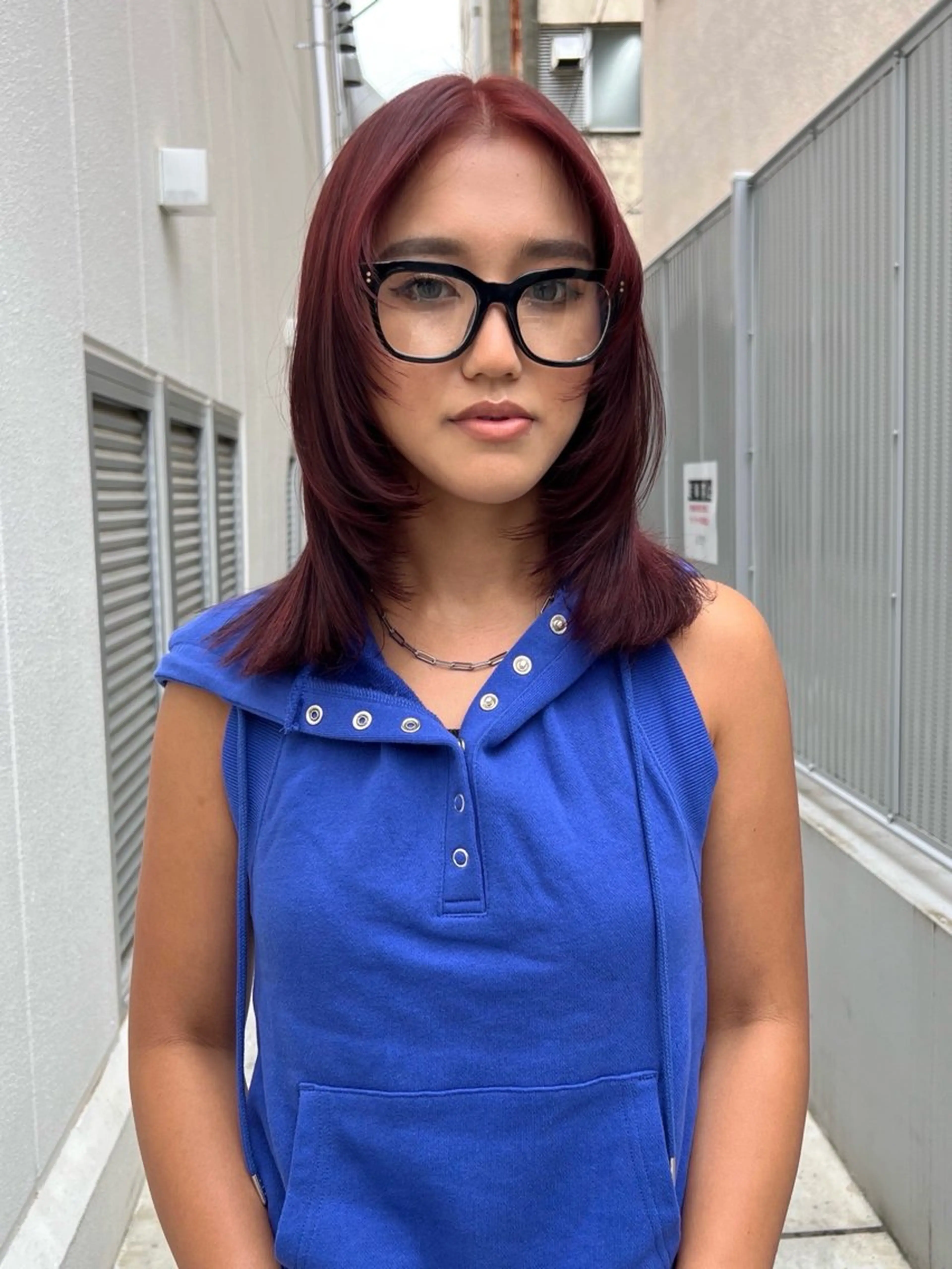 ミディアム カラー レイヤー/ 透明感SHIMAのヘアスタイル