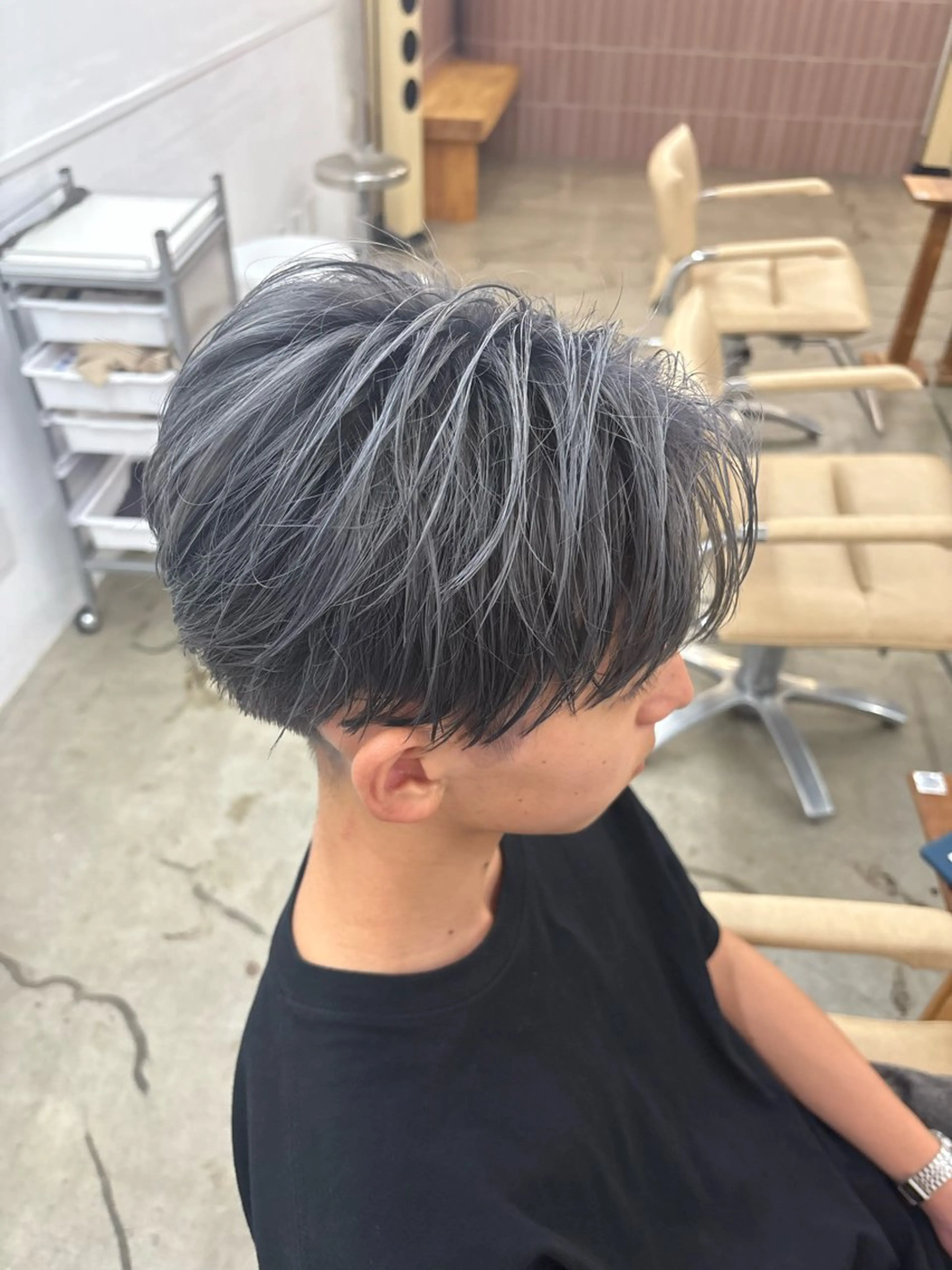 メンズ メンズハイトーン特化 てるぼうのヘアスタイル