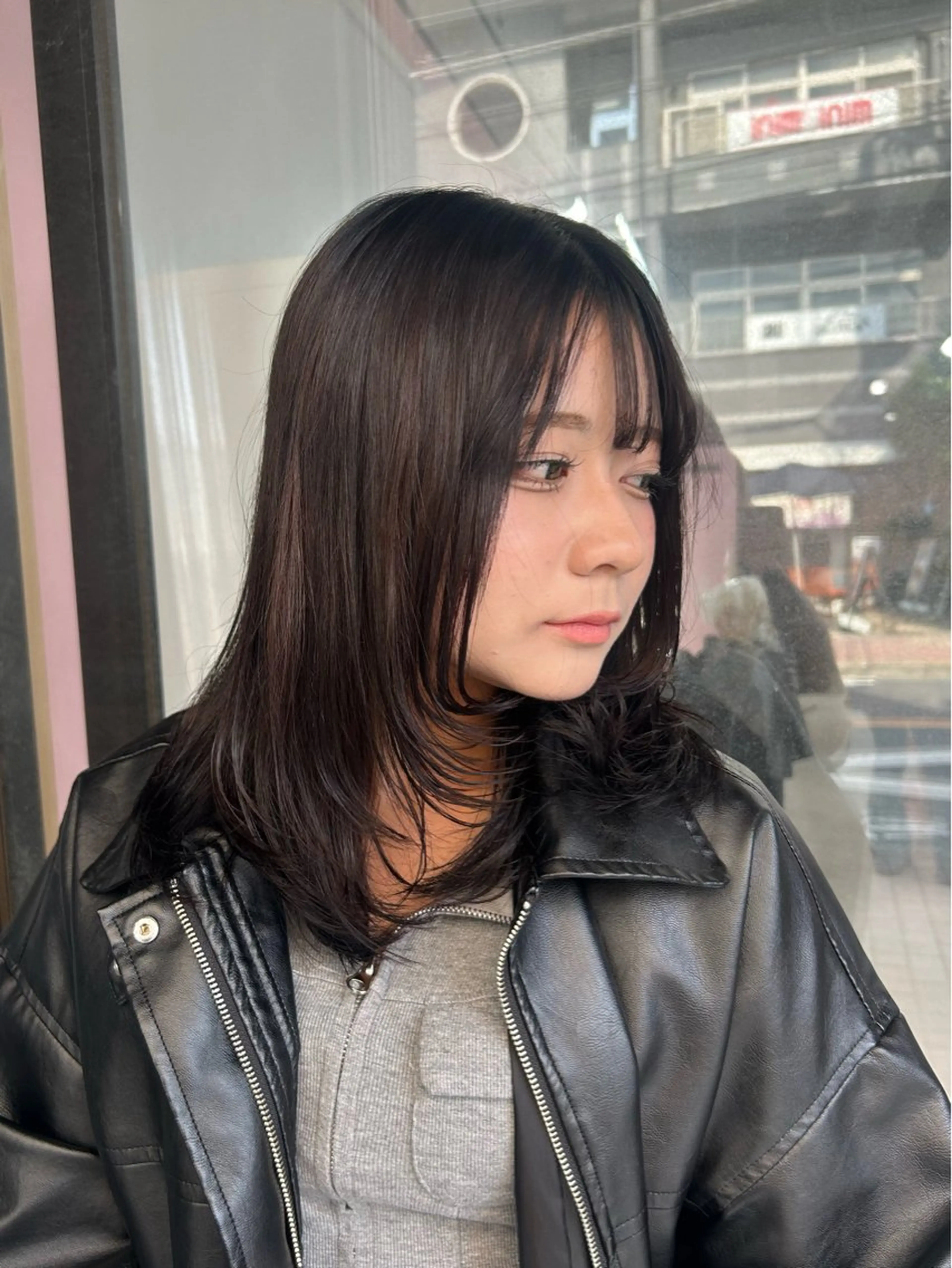 ミディアム ☦️派手髪∔シャギー 🐺SEKIKAWAのヘアスタイル