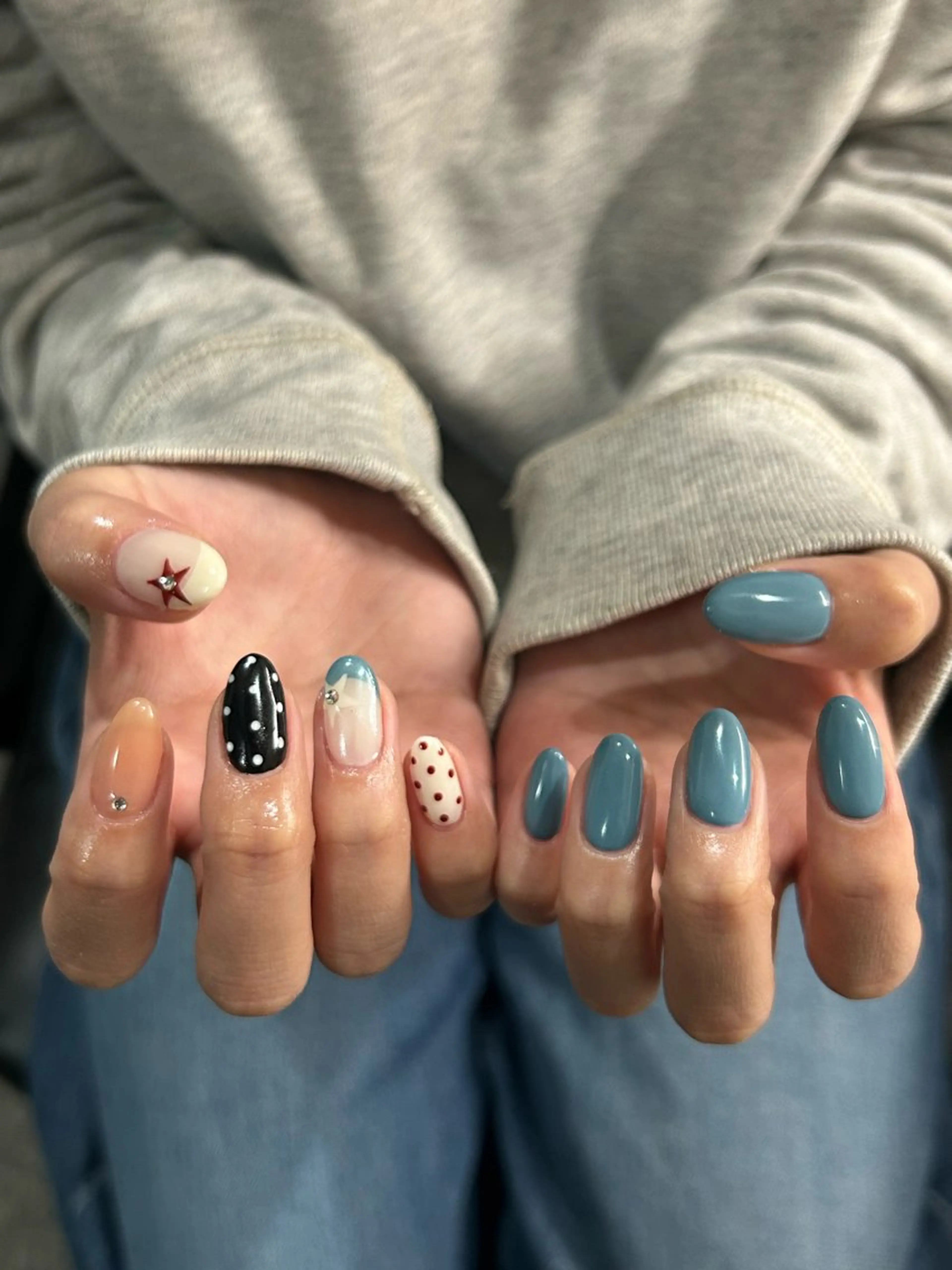 ネイル 韓国ネイル シンプルネイル Yuni.所属・sakae yurinaのネイルデザイン