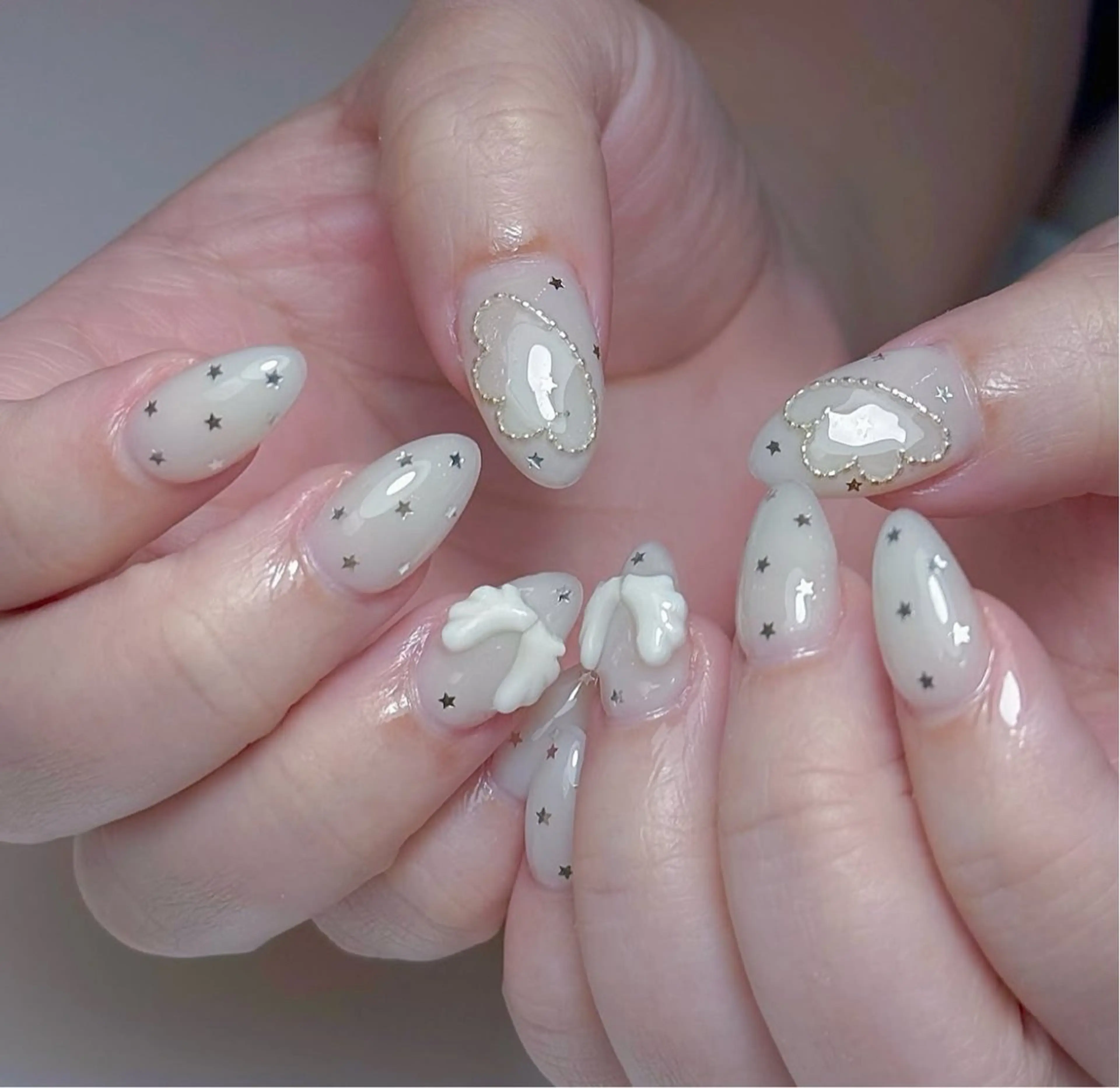 ネイル アニマル柄 オーロラネイル チークネイル フラッシュネイル ジェルネイル Lyna 池袋のネイルデザイン