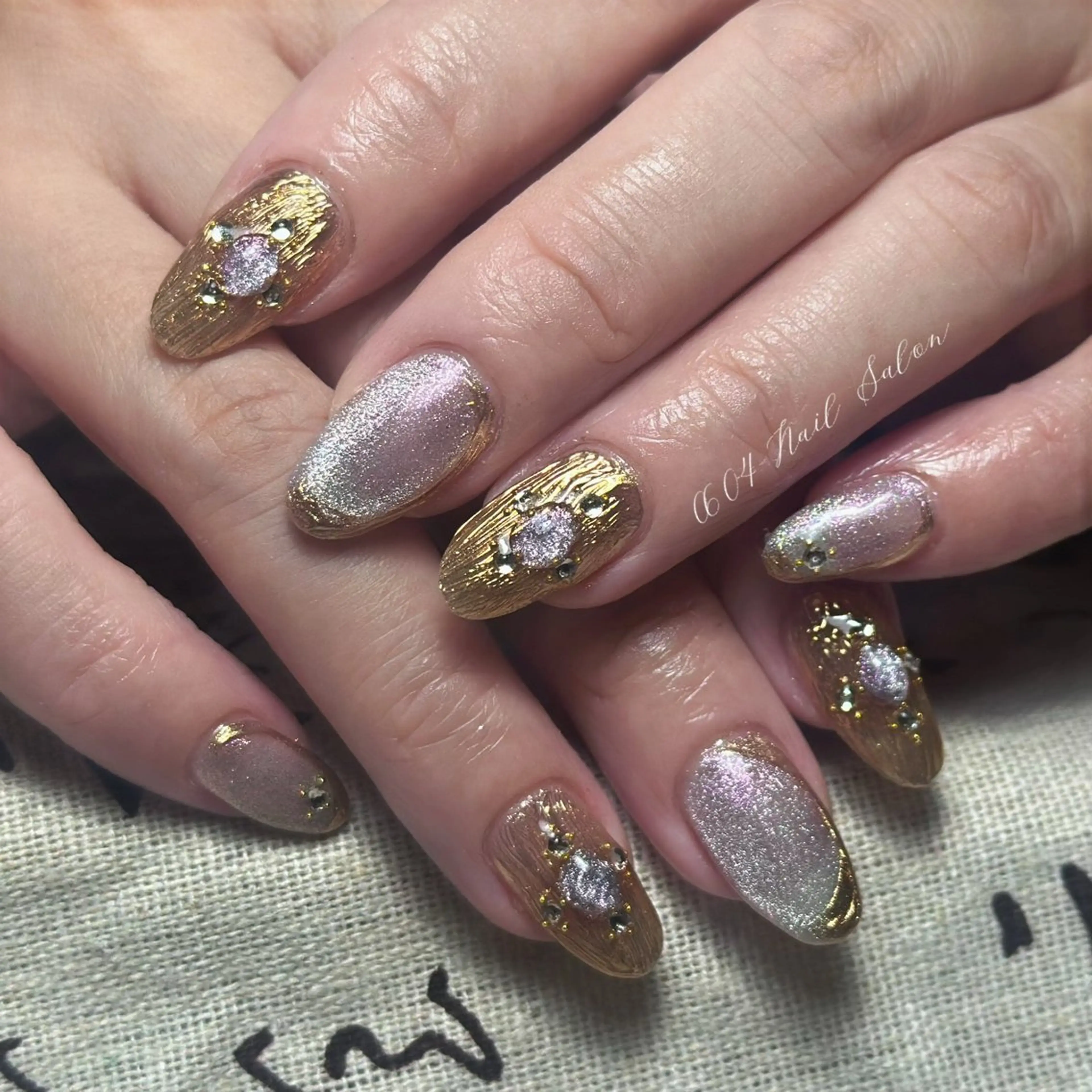 ネイル ishiro 🍂のネイルデザイン