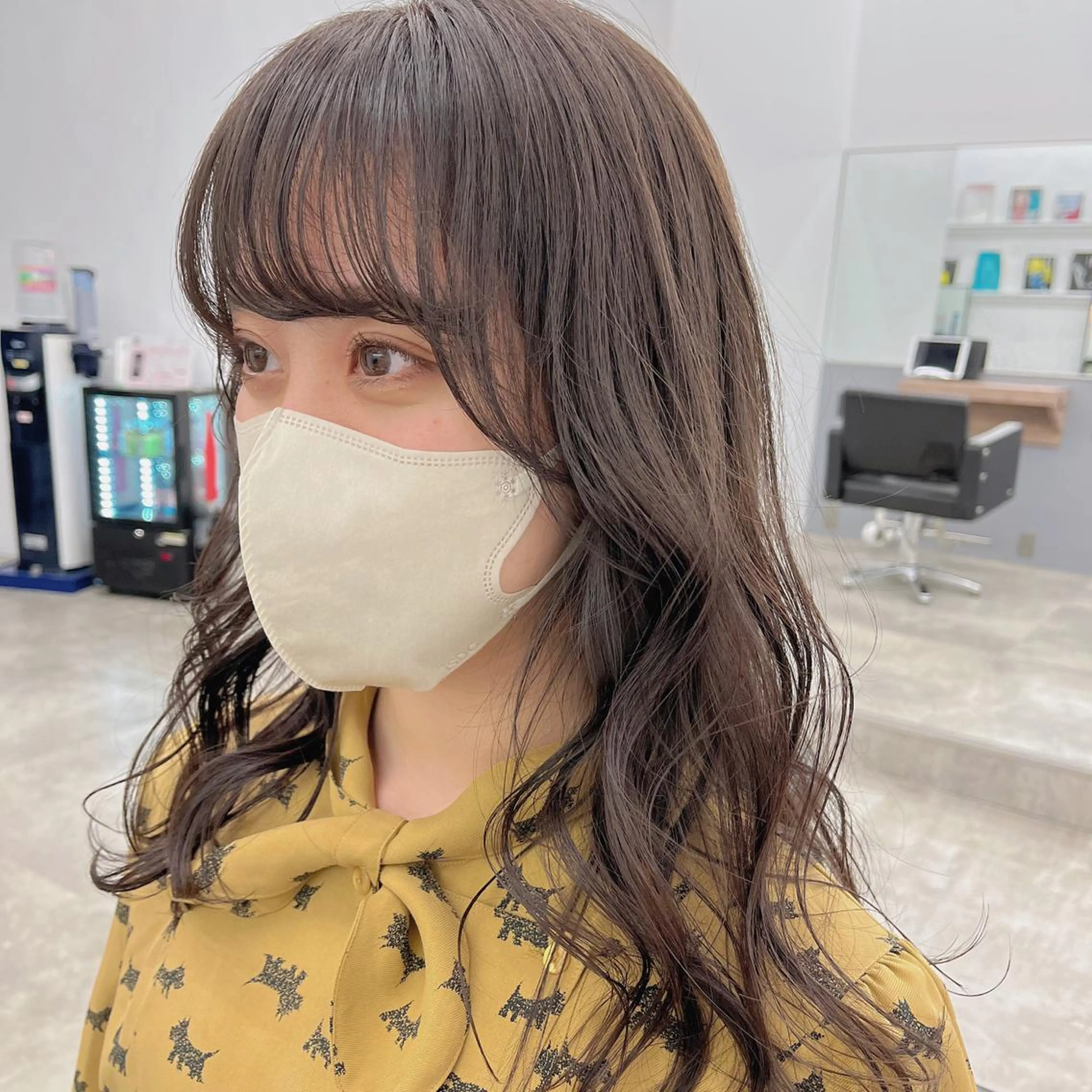 セミロング カラー 透明感カラー グレージュ ハイライトカラー ハイトーンカラー ハイライト 🌱ボブ/レイヤー/ ベージュ/あやみ✨のヘアスタイル