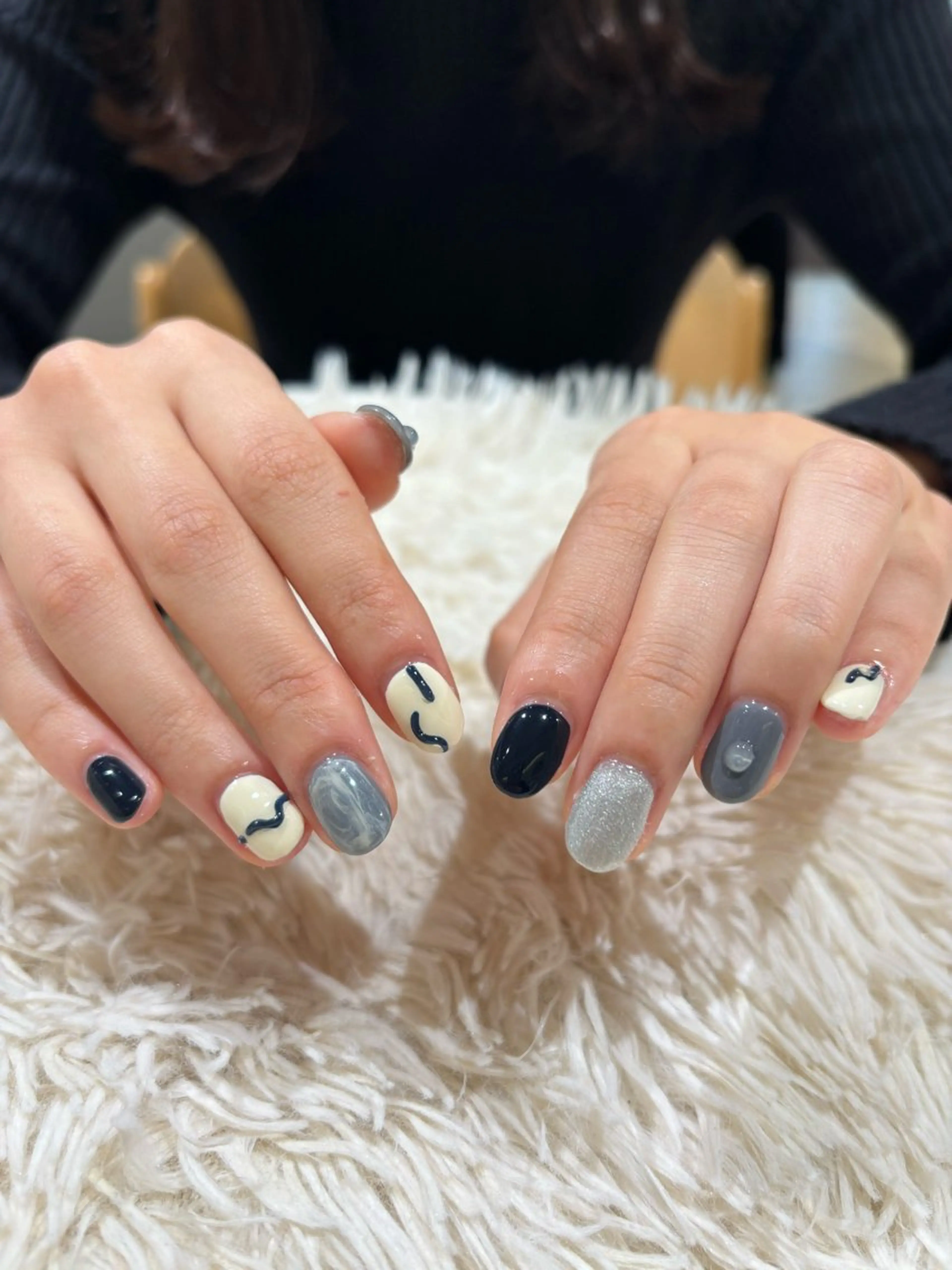 ネイル ハンドネイル 🤍 YUI 🤍のネイルデザイン