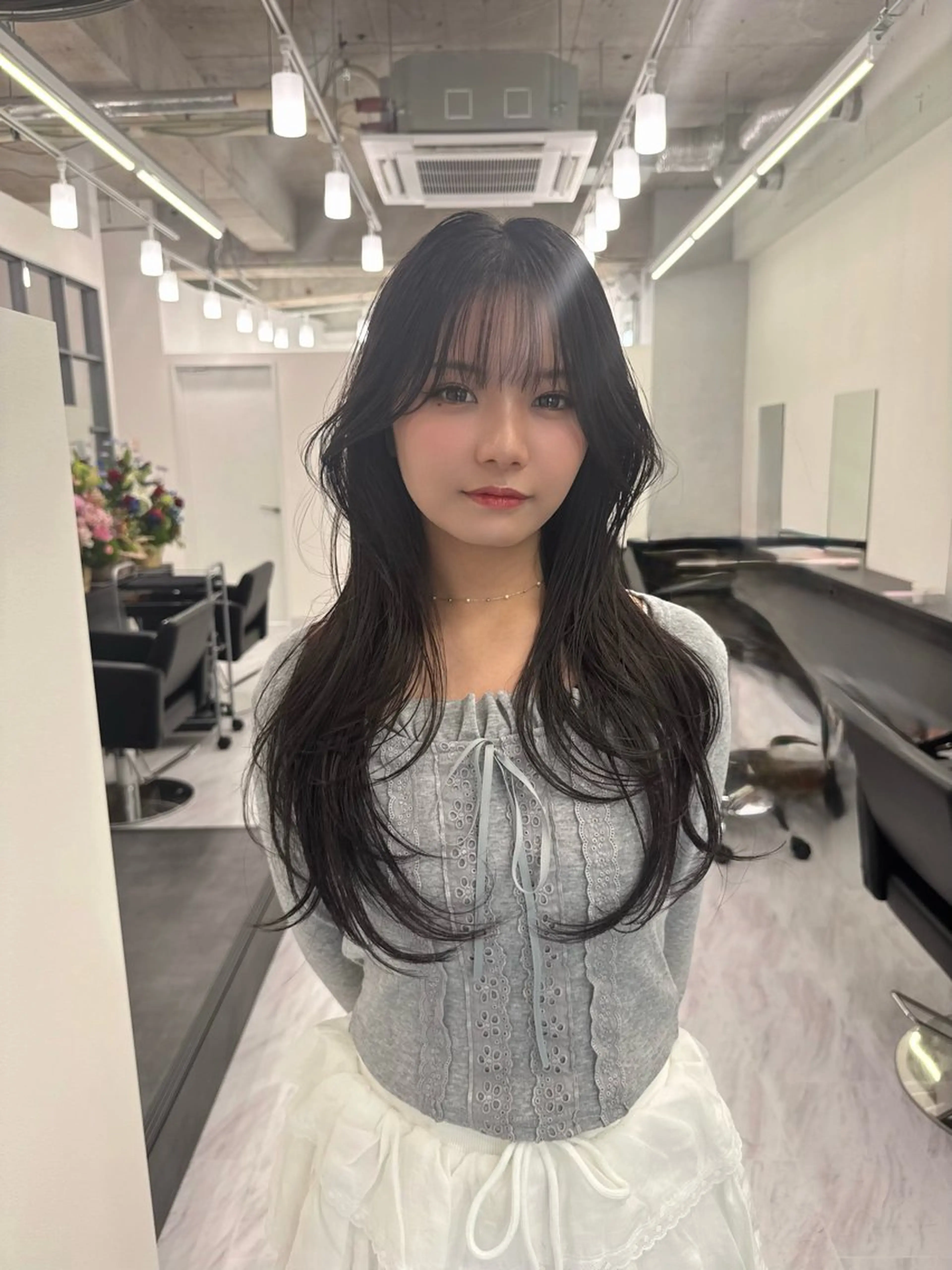 ロング レイヤー・ブリーチ kiyotoshiのヘアスタイル