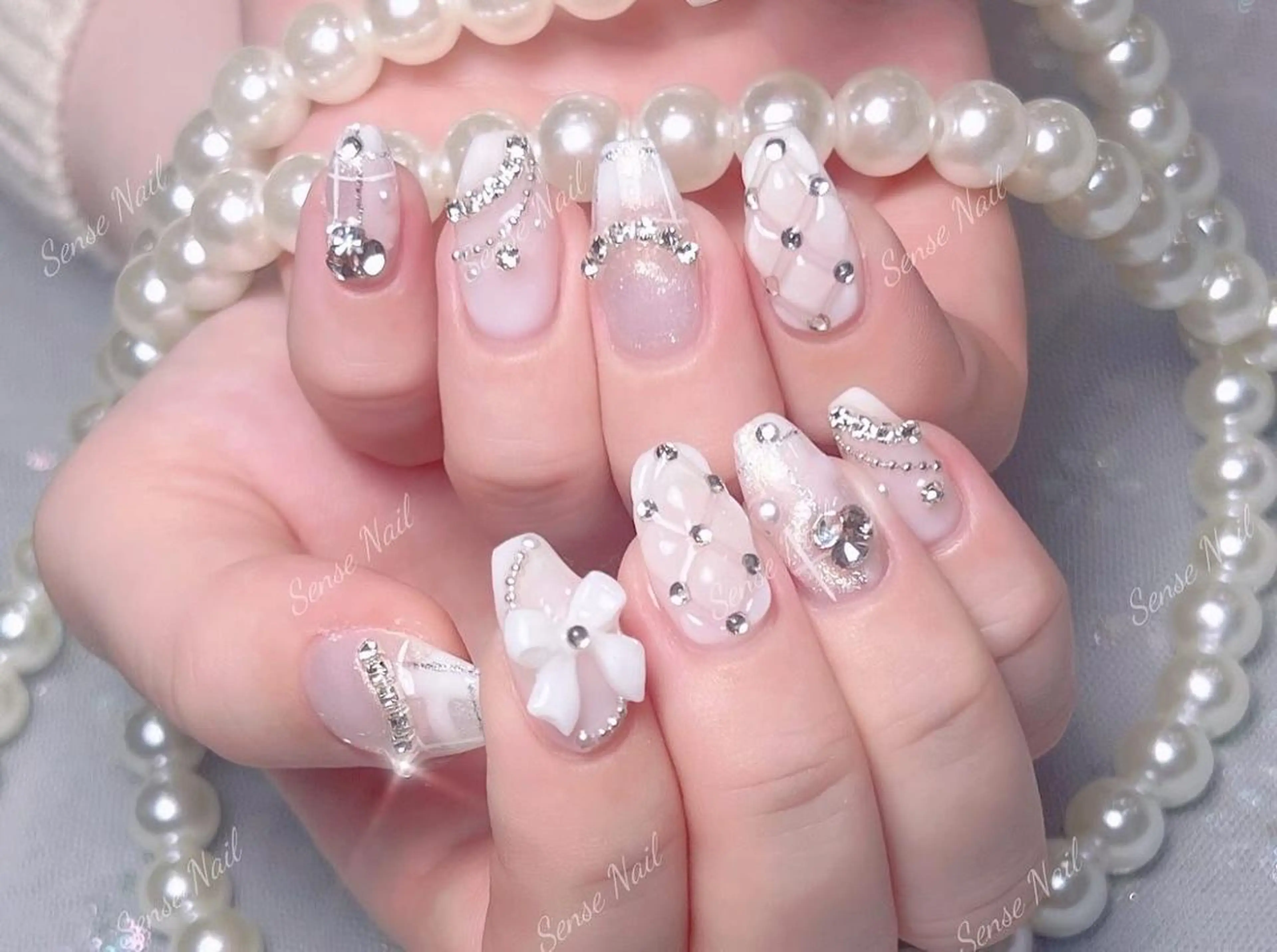 ネイル ハンドネイル Queening 🦋のネイルデザイン