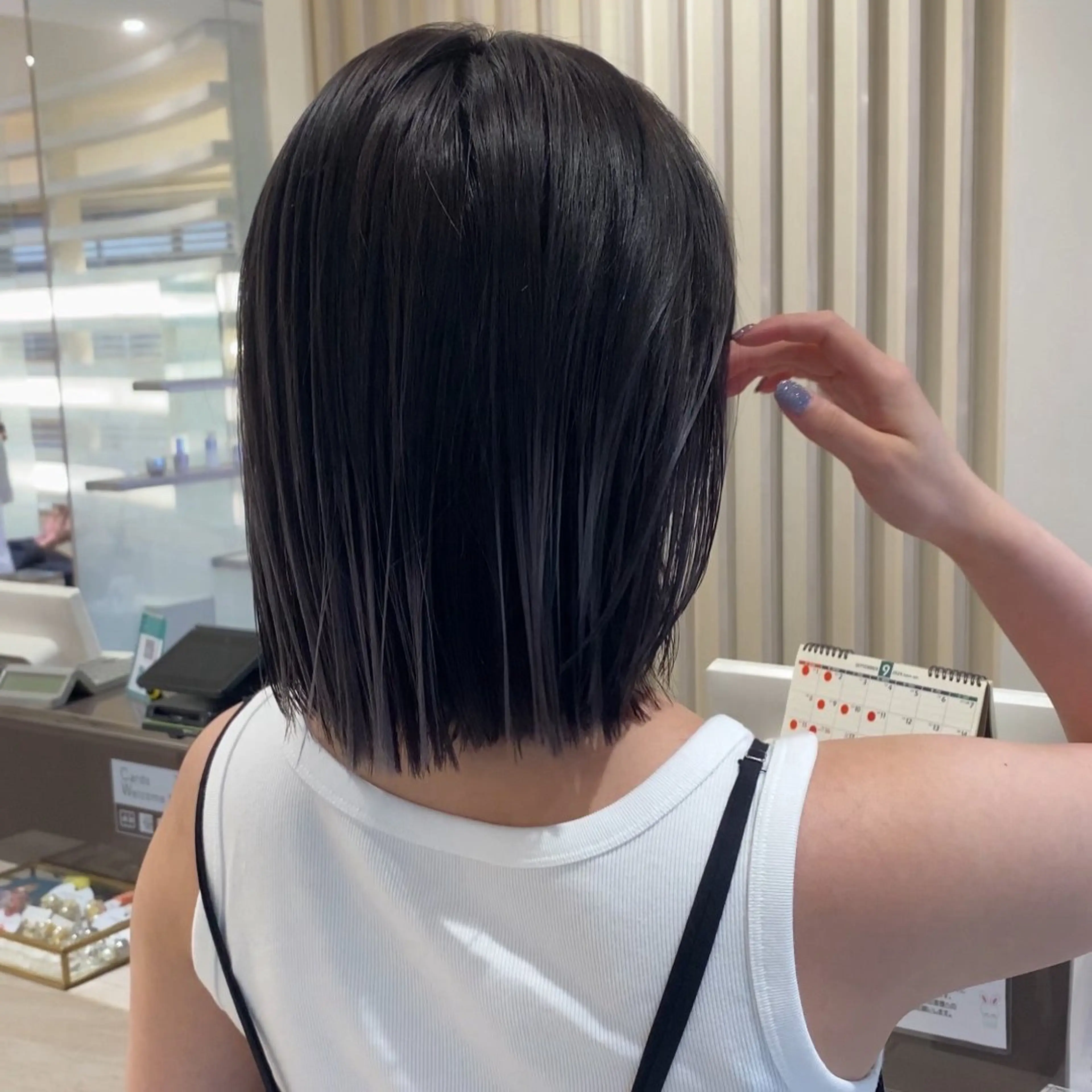 ショート カラー カット ヘアカラー トリートメント レイヤーカット/ ハイライト　千咲季のヘアスタイル