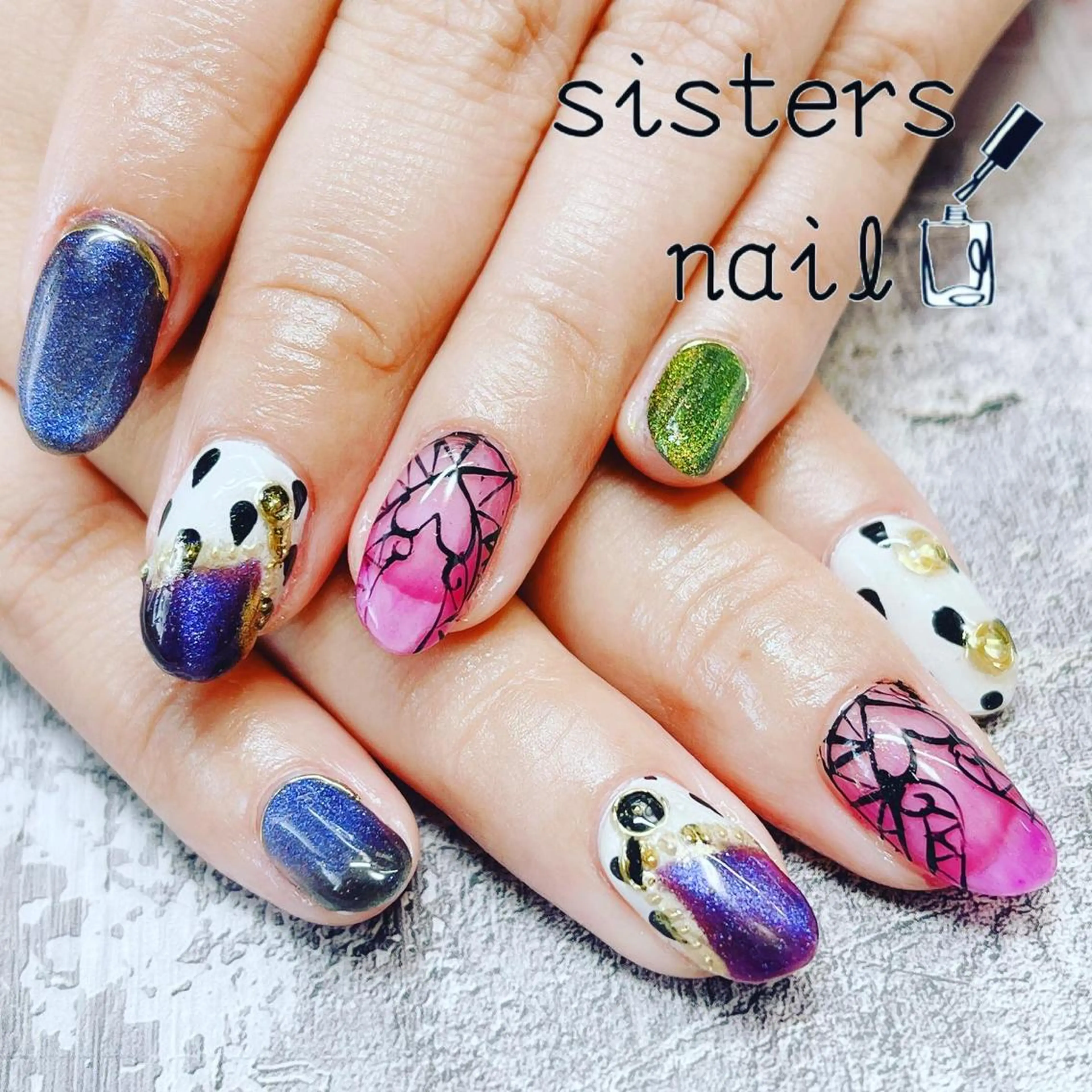 ネイル アートネイル マグネットネイル ミラーネイル ニュアンスネイル ハンドネイル ハンドケア sisters nail.fのネイルデザイン