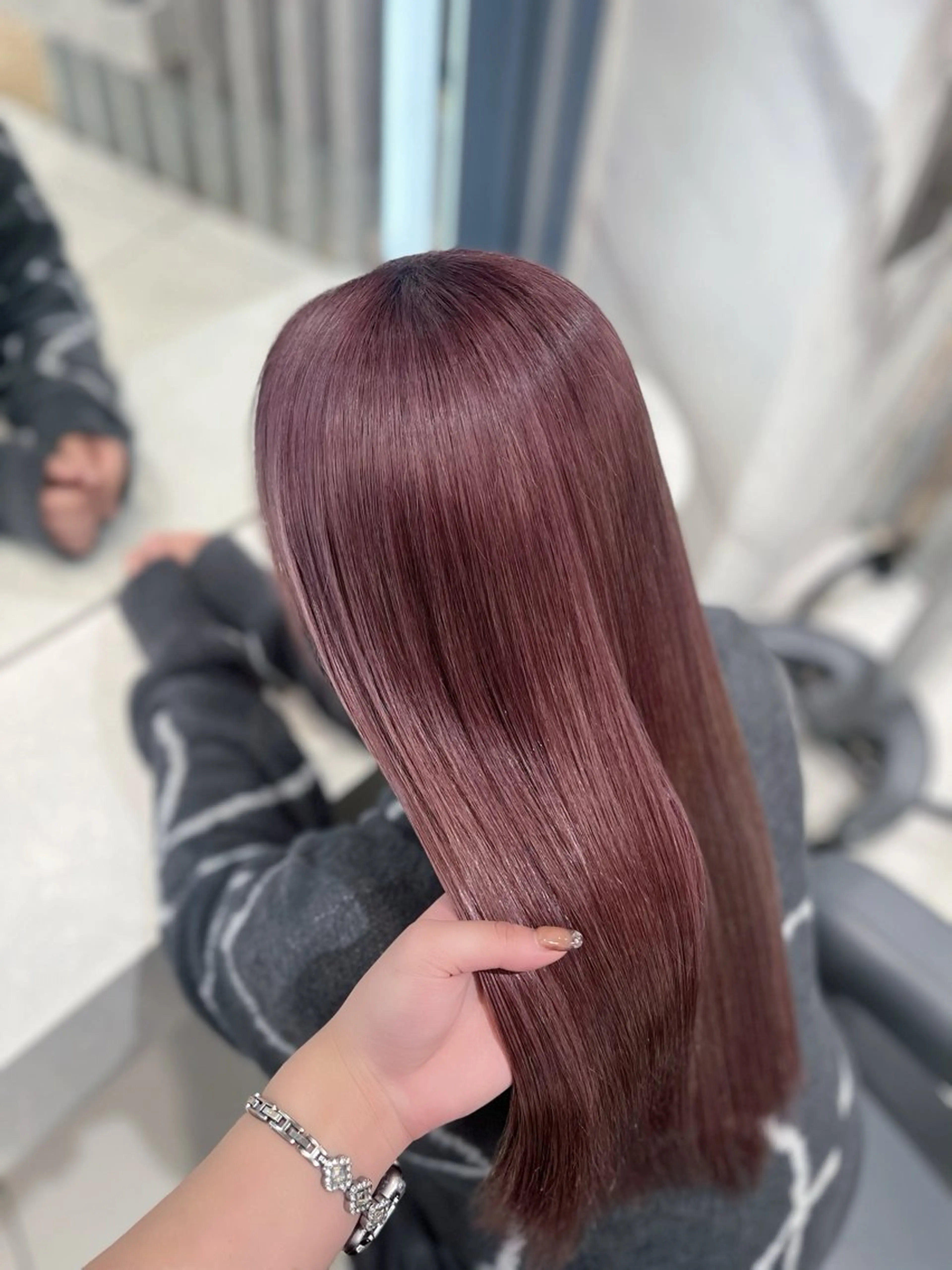 ロング カラー カシス ピンクカラー ヘアカラー Haru /暖色🍷 /ボルドー/韓国ヘアのヘアスタイル