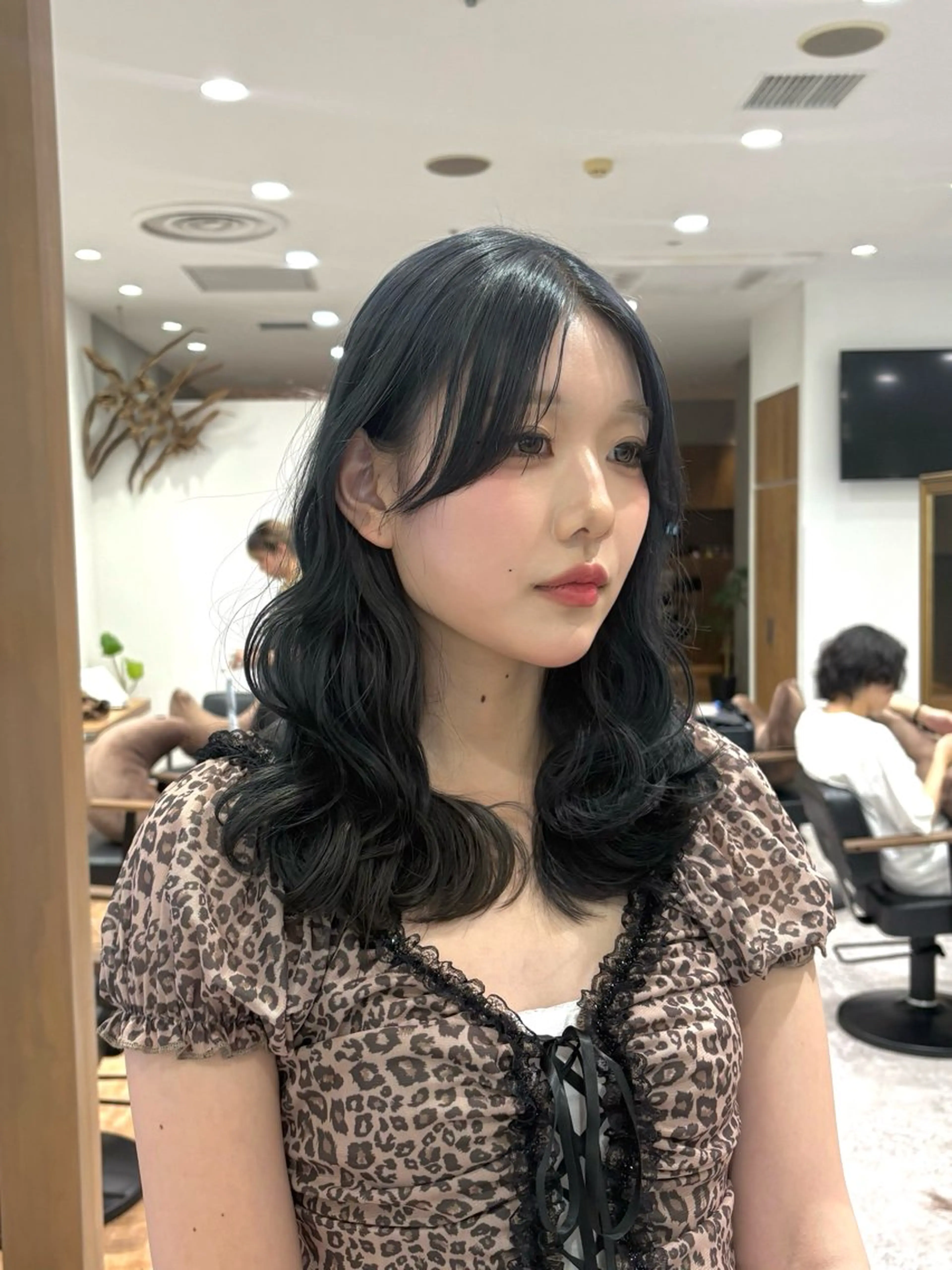 【寒色カラーで肌映え❄️】透明感寒色カラー➕クイックトリートメント✨️の写真