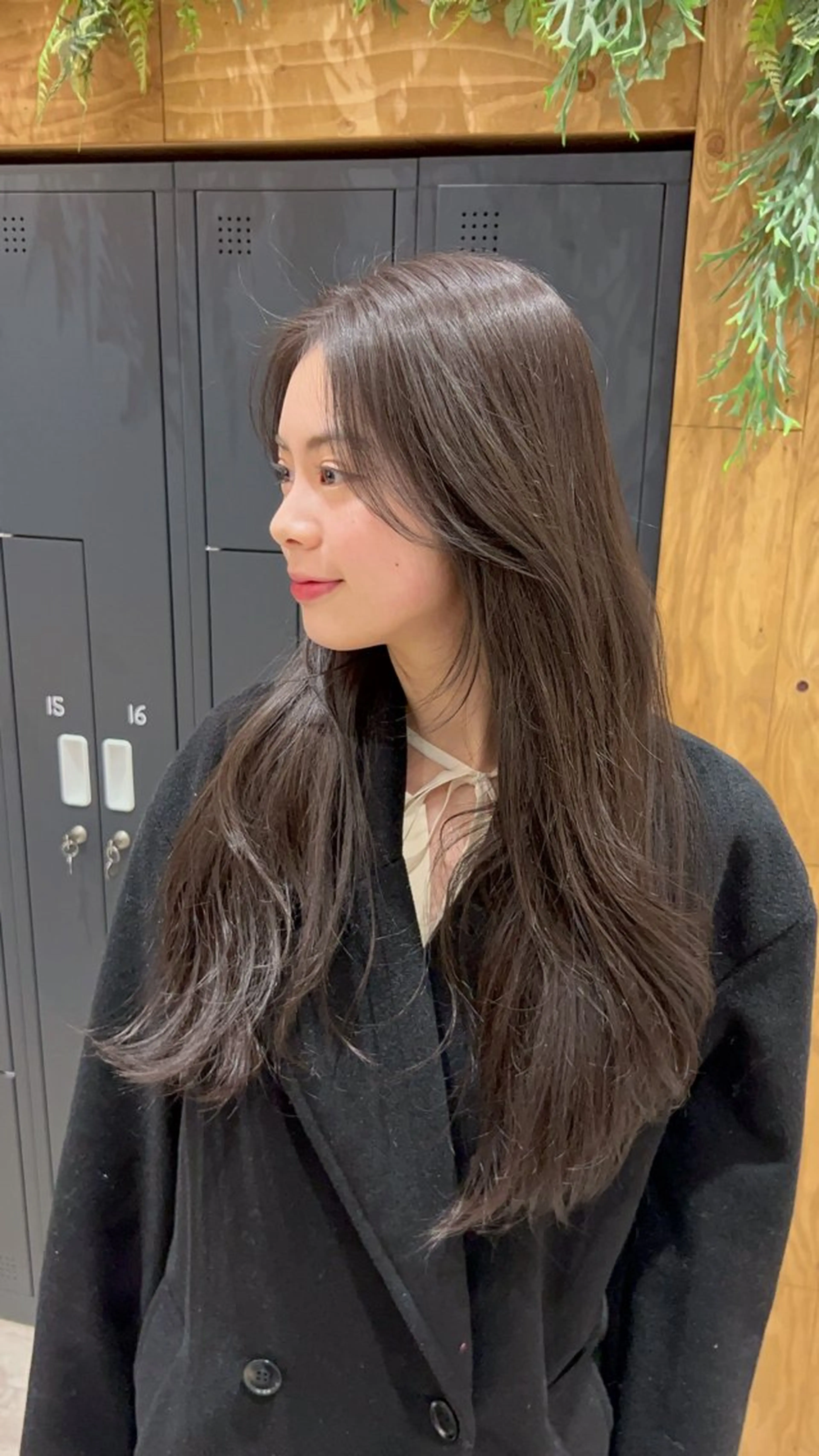 セミロング たつ/レイヤーカット 顔周り/髪質改善のヘアスタイル