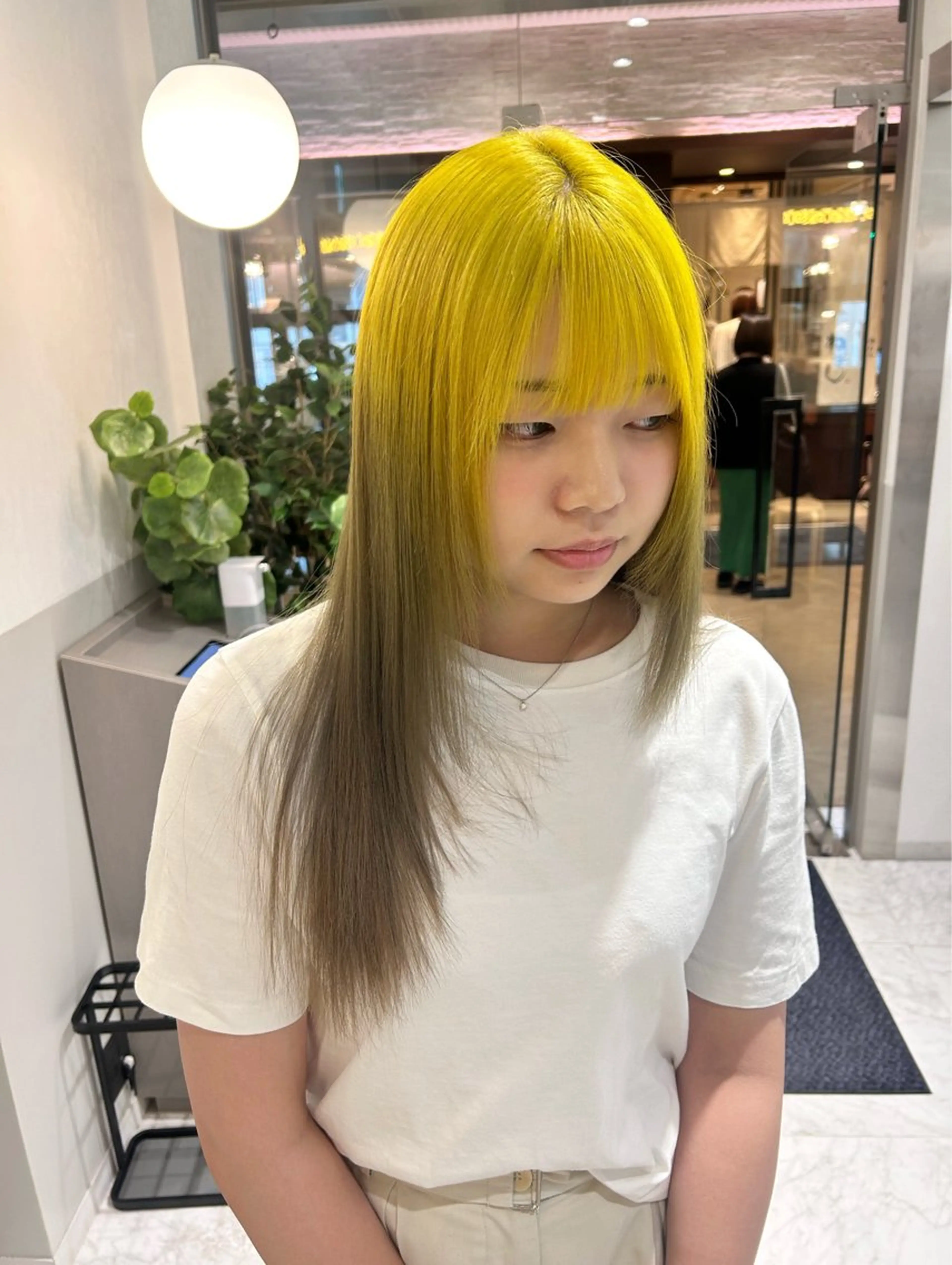 ロング ヘアカラー トリートメント SALOWIN新宿三丁目 Frente店所属・薄田 珠美のヘアスタイル